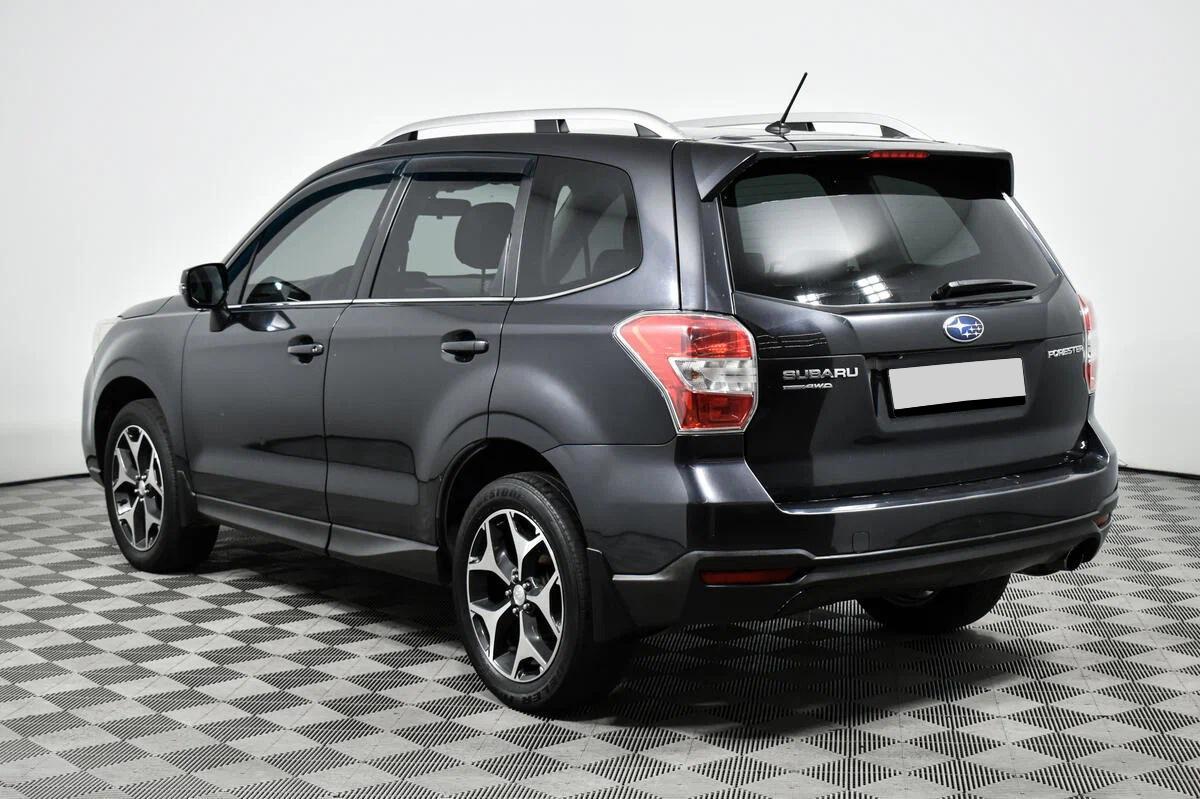Subaru Forester 2015, серый