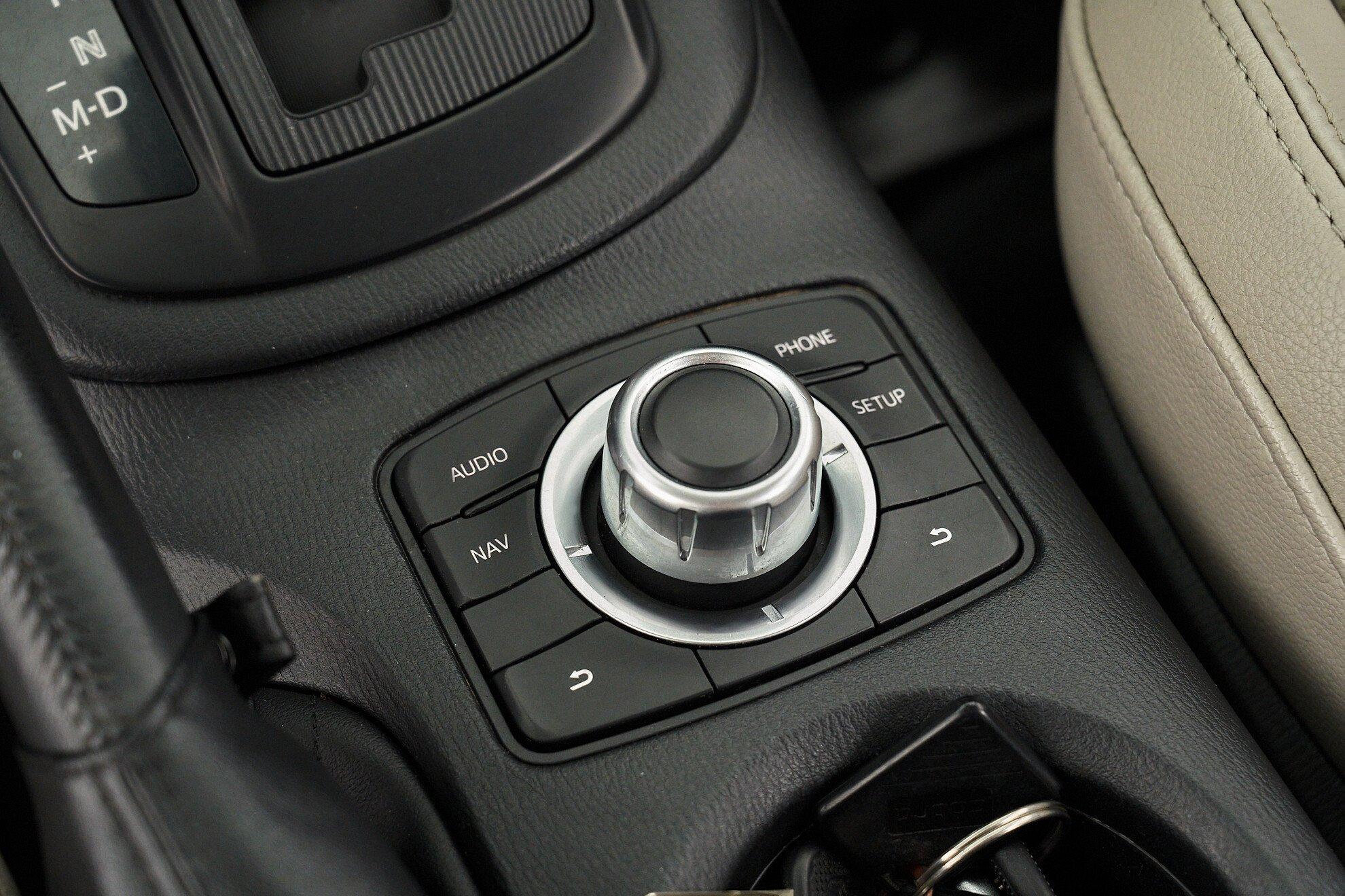 Mazda CX-5 2014, белый