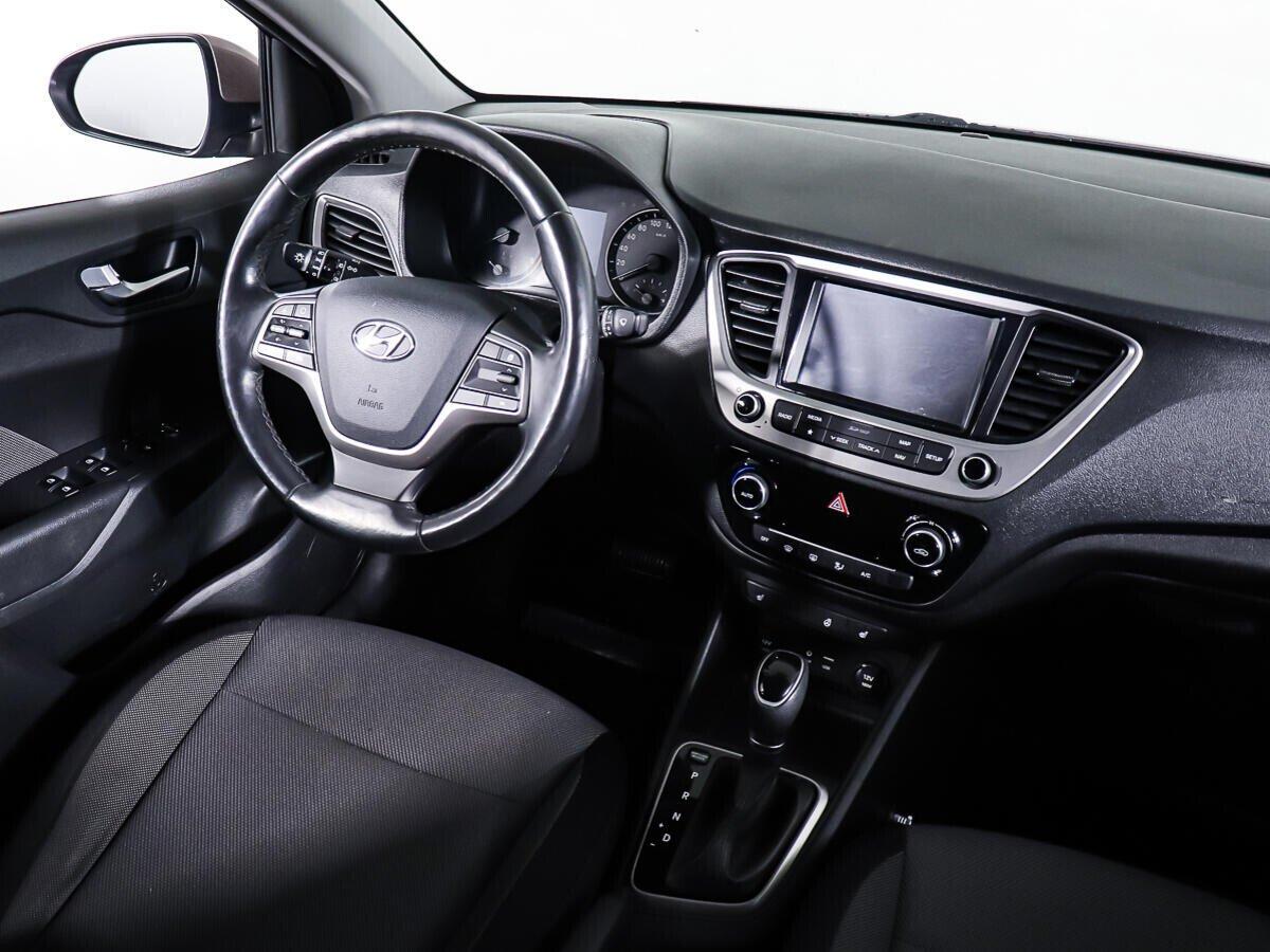 Hyundai Solaris 2019, серый