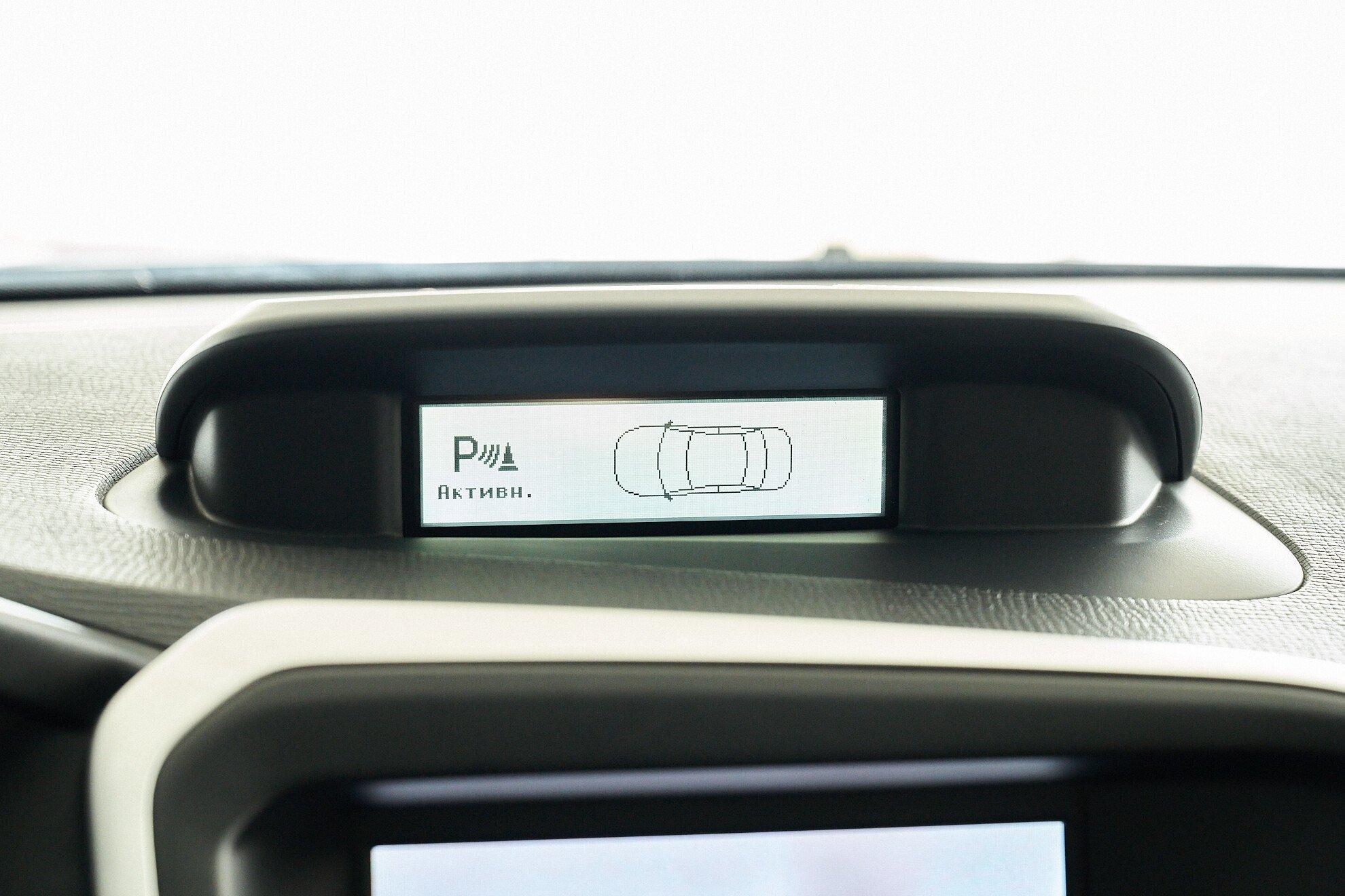 Volvo XC60 2010, черный