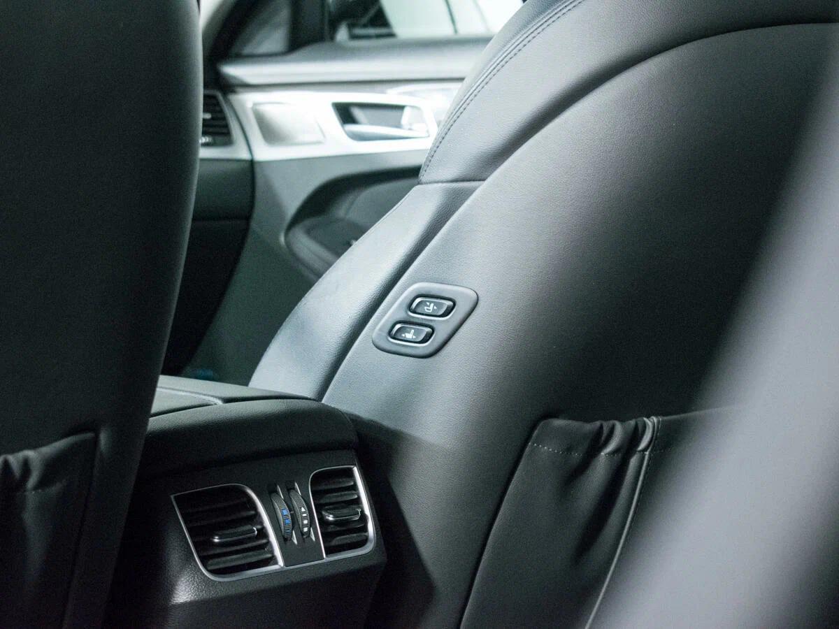 Genesis G80 2019, черный