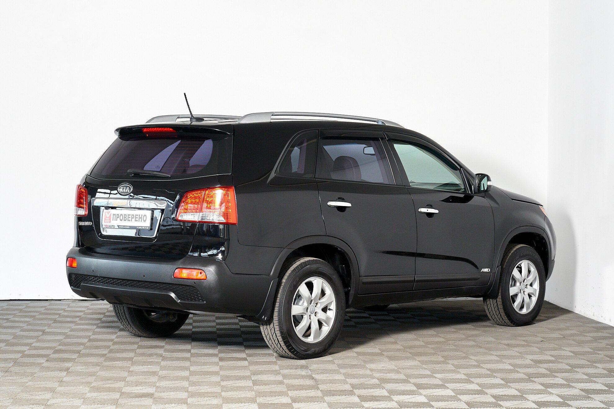 Kia Sorento 2011, черный