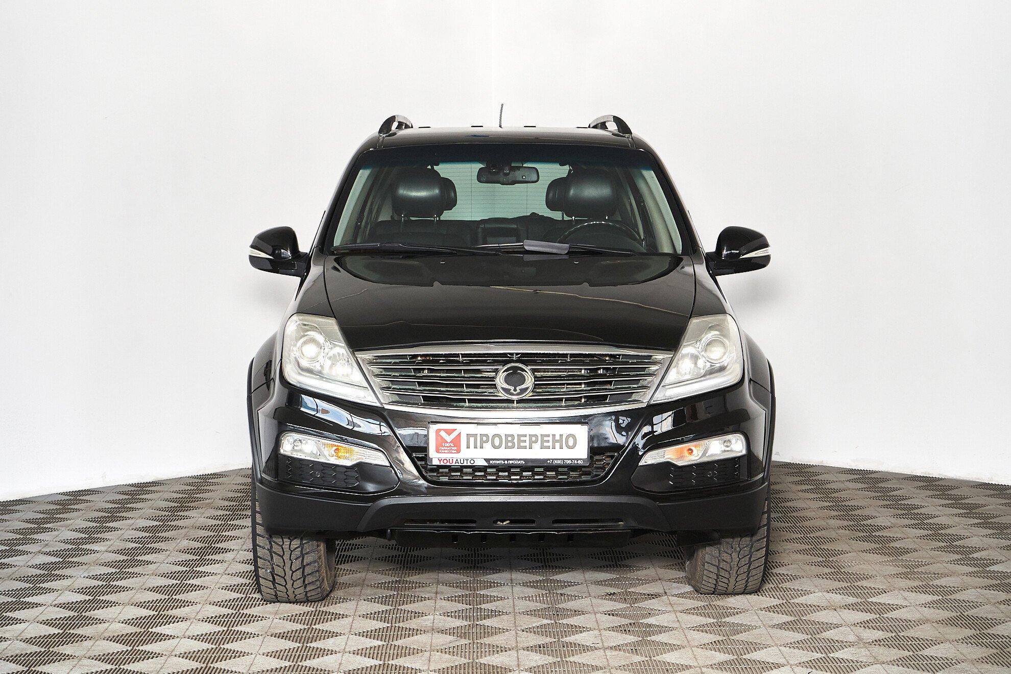 SsangYong Rexton 2013, черный