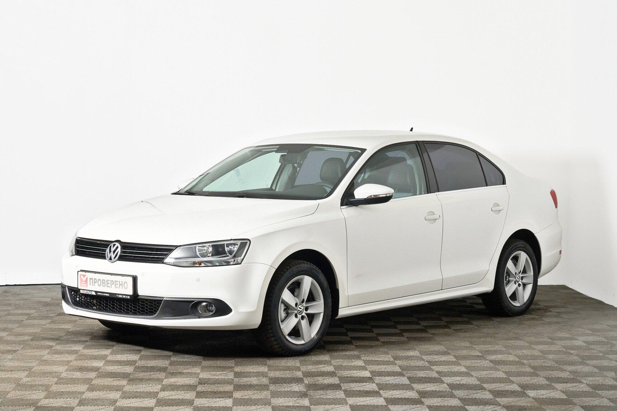 Volkswagen Jetta 2012, белый