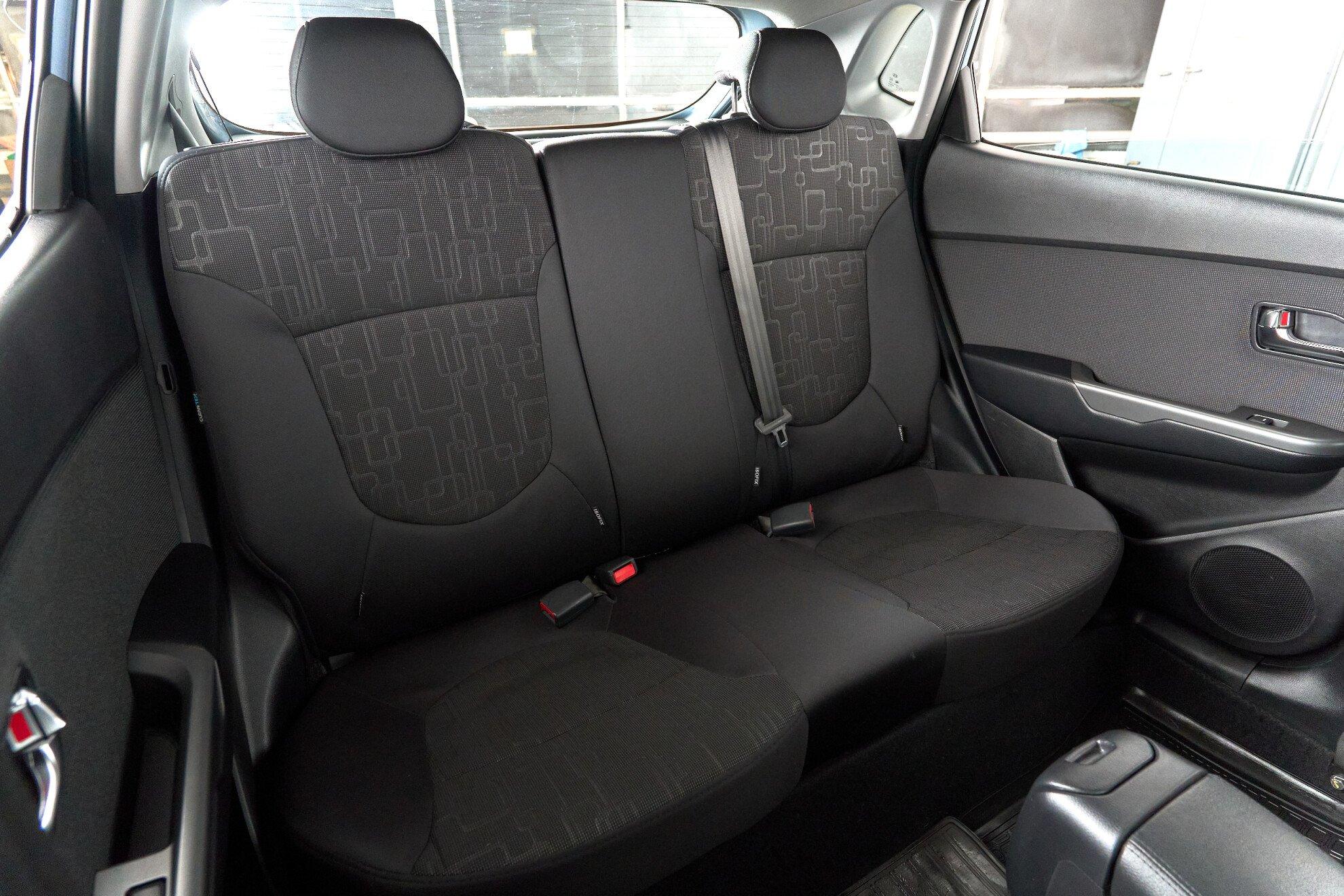 Kia Rio 2015, голубой