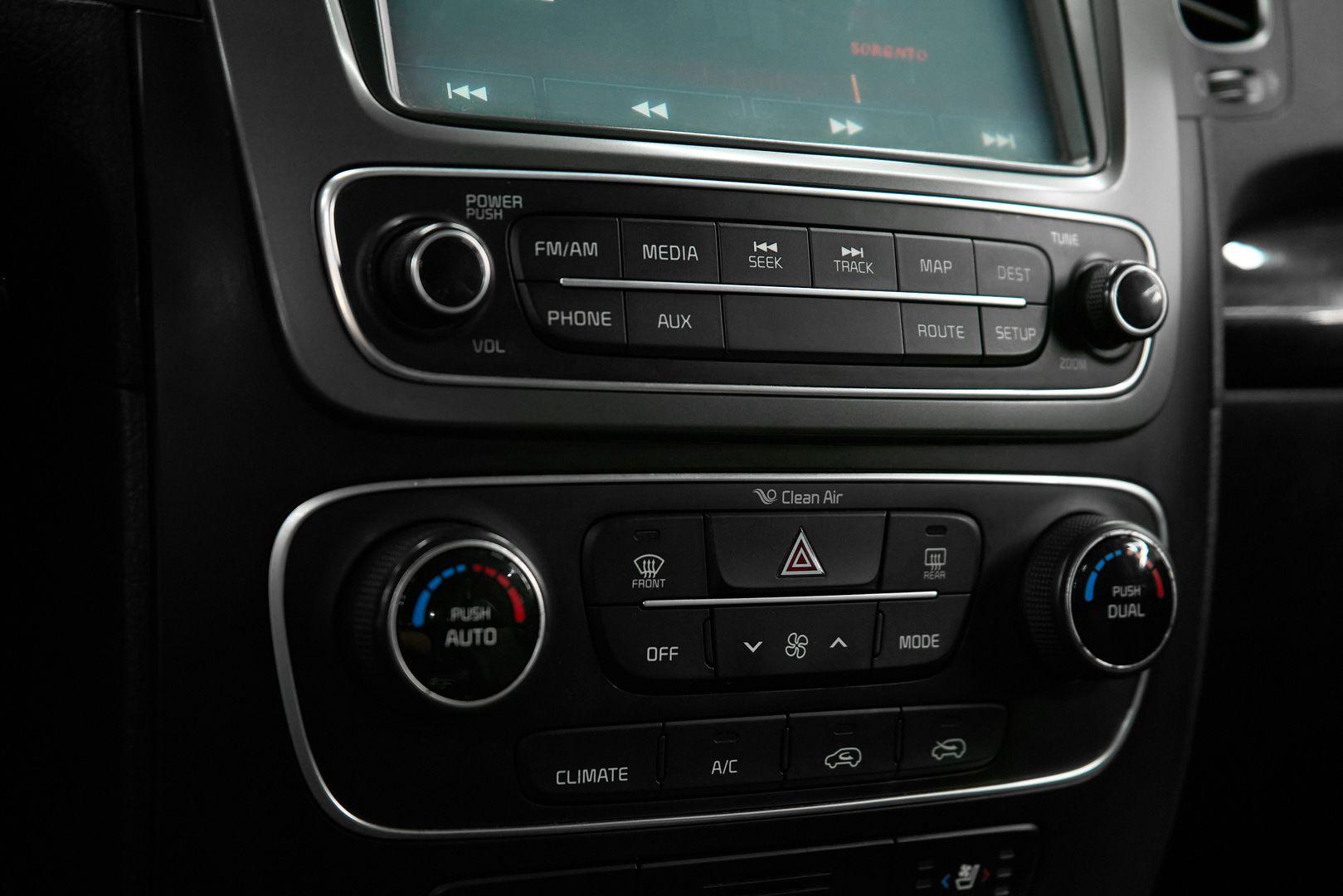 Kia Sorento 2013, черный