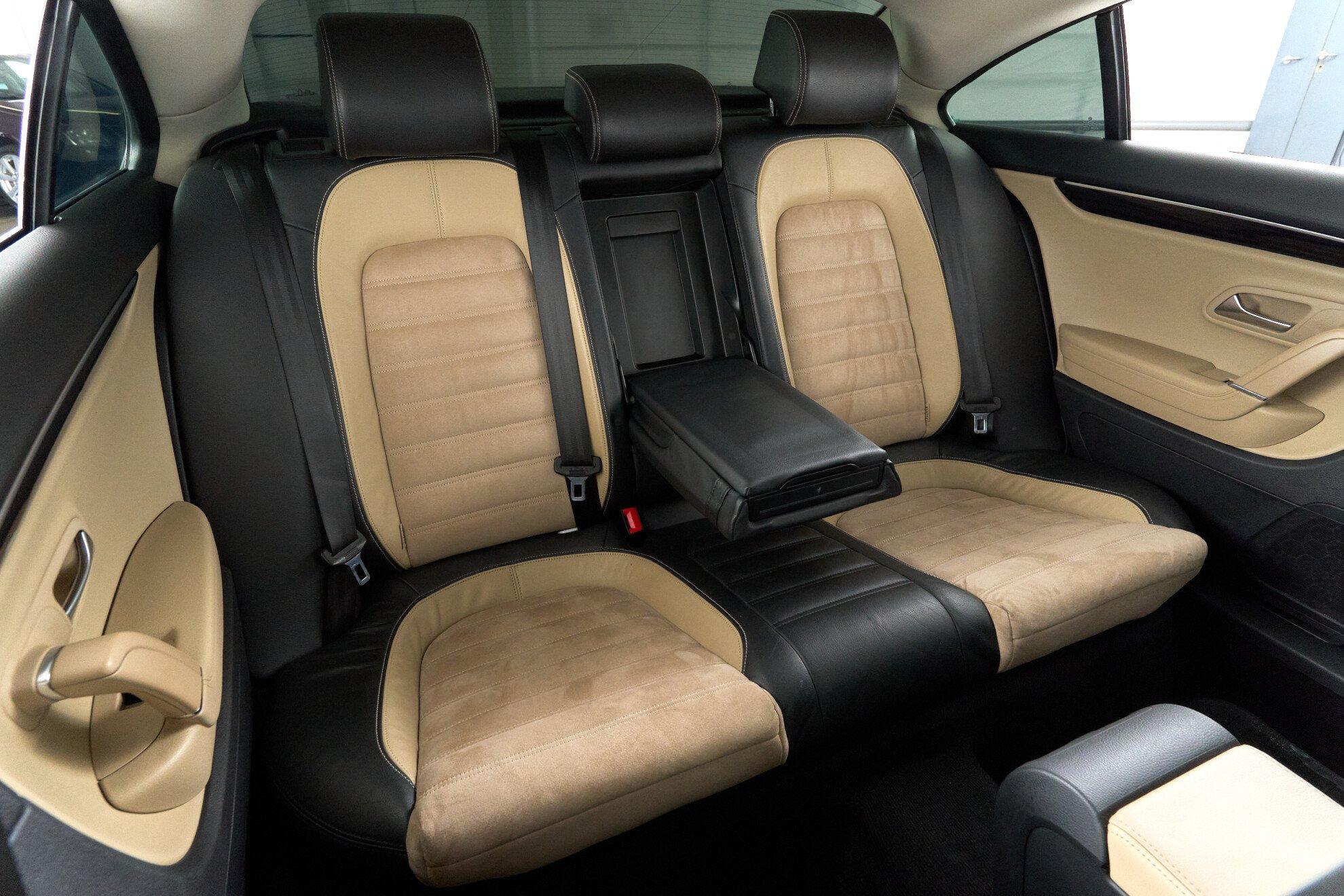 Volkswagen Passat CC 2013, белый