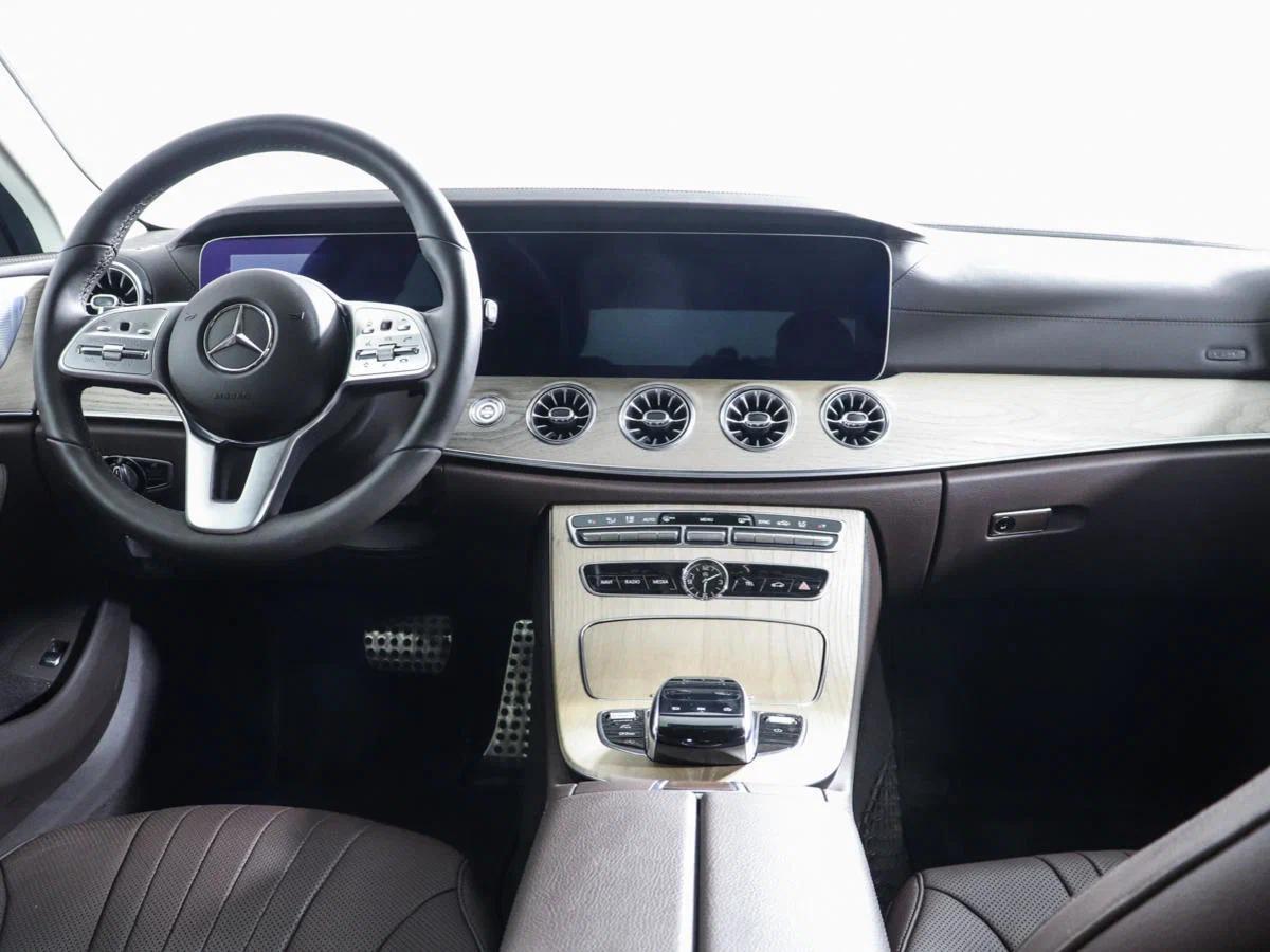 Mercedes-Benz CLS 2019, черный