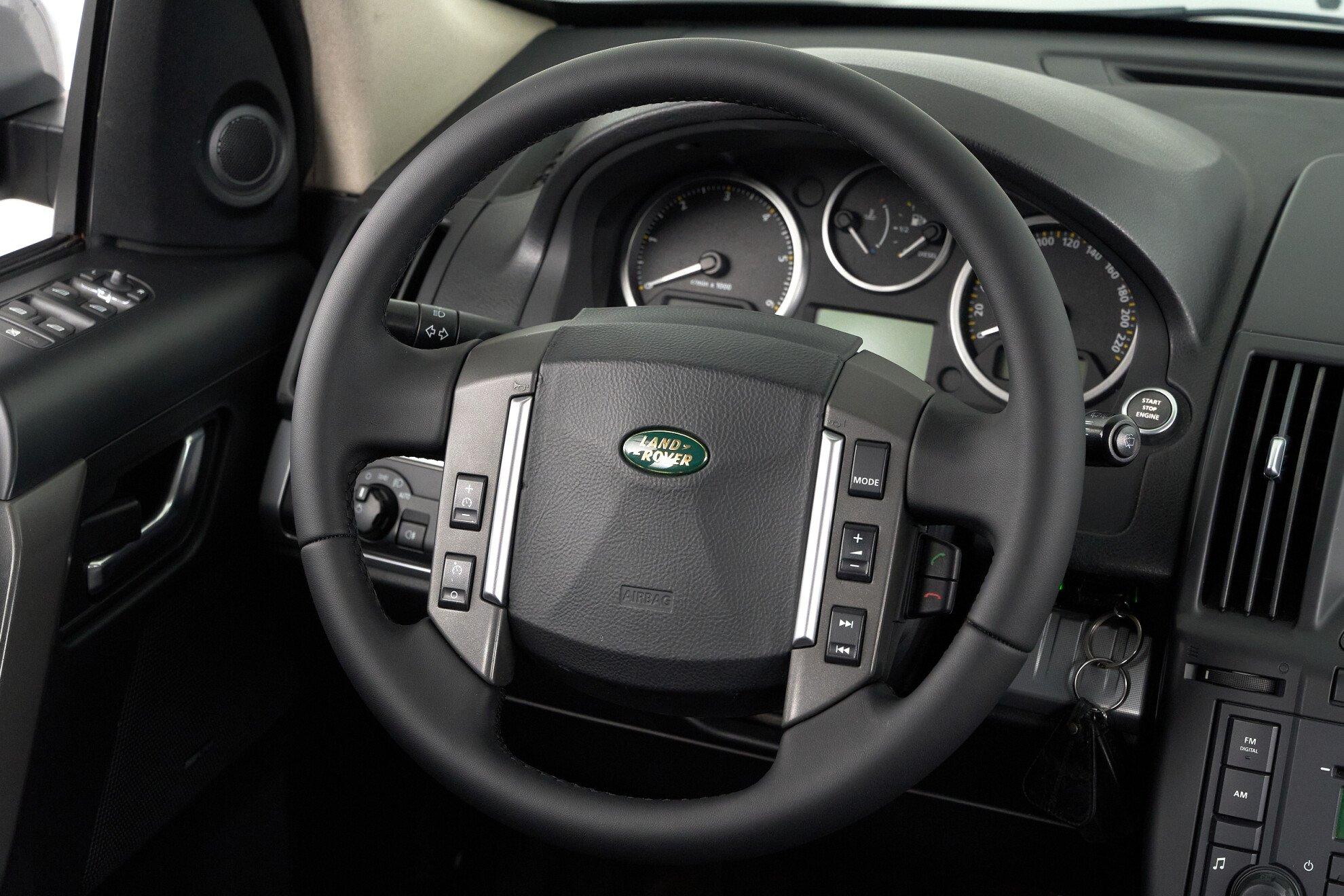 Land Rover Freelander 2009, серый