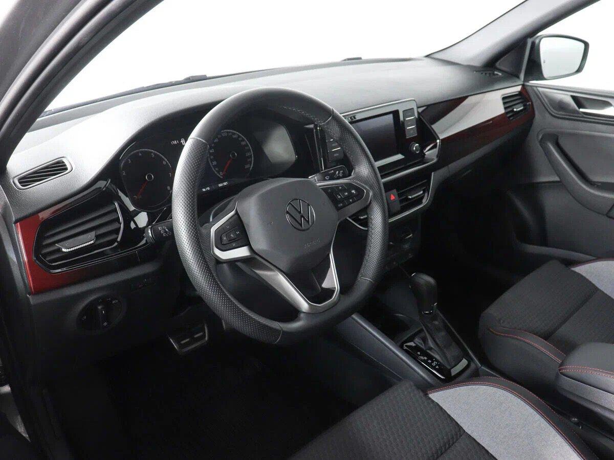 Volkswagen Polo 2021, серебряный