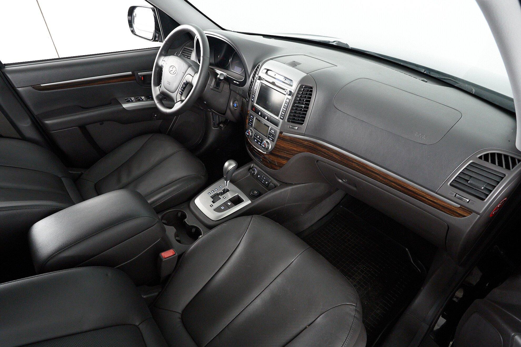 Hyundai Santa Fe 2011, черный