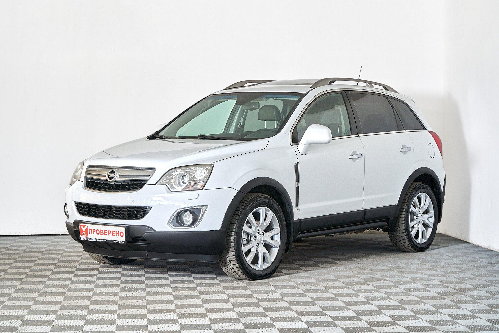 Opel Antara 2013, белый