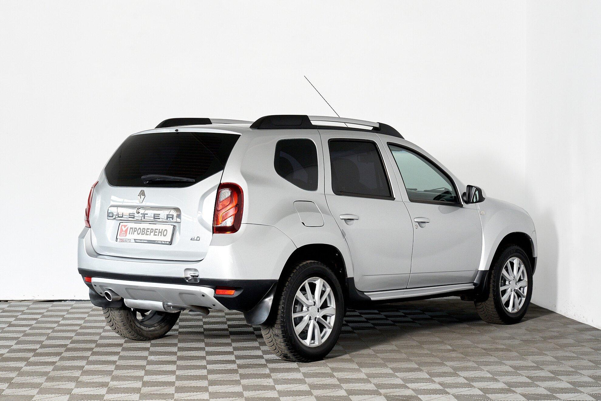 Renault Duster 2015, серый