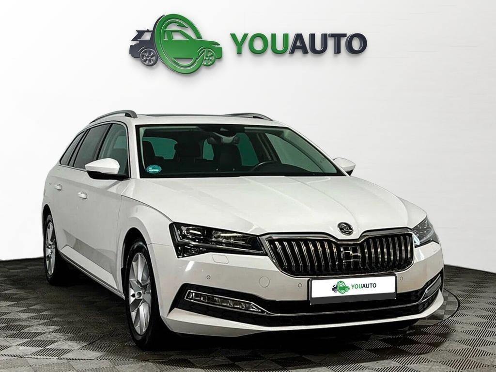 Skoda Superb 2020, белый