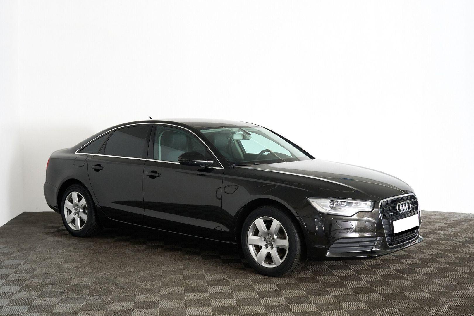 Audi A6 2014, черный