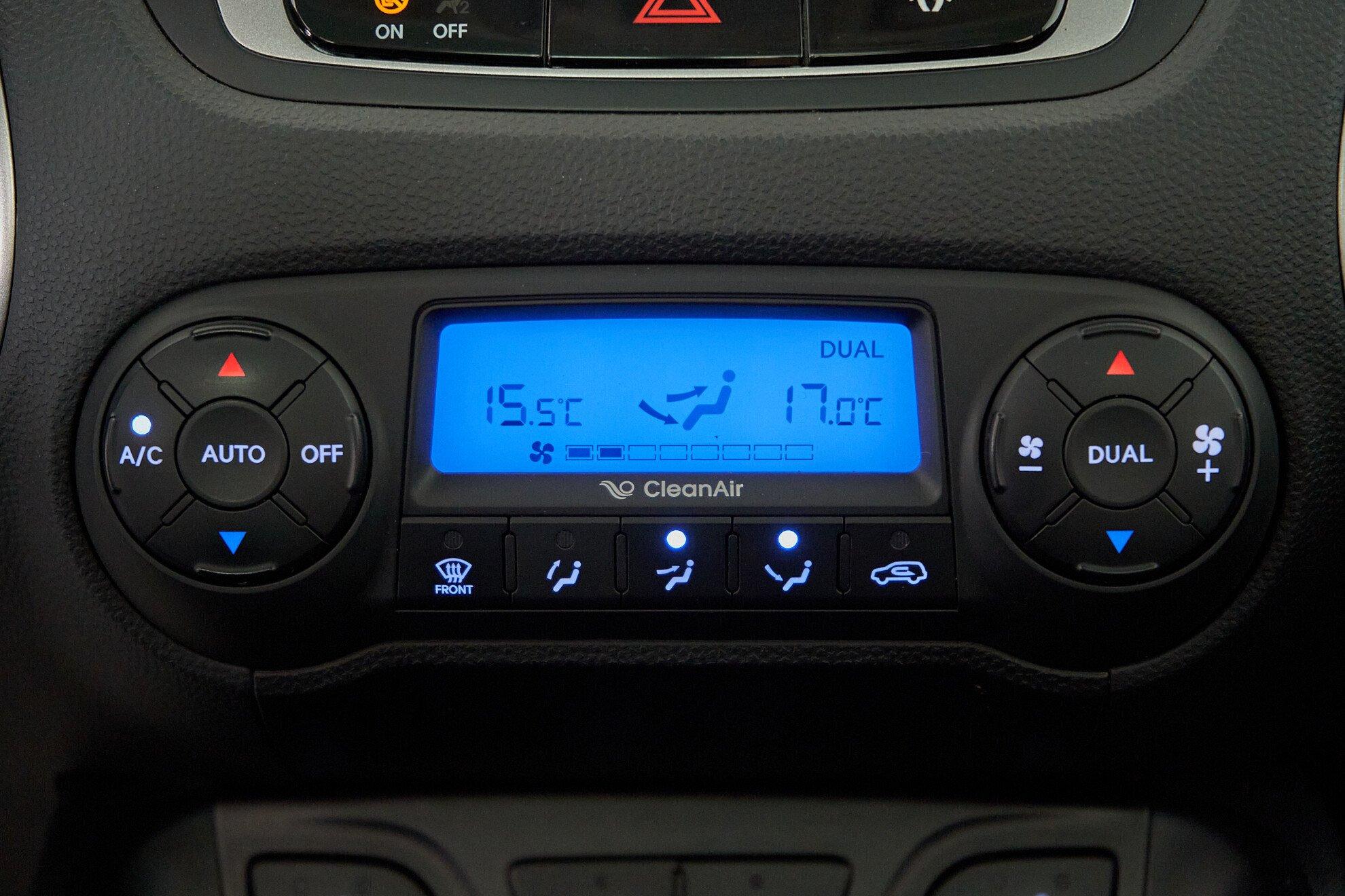 Hyundai ix35 2010, серый