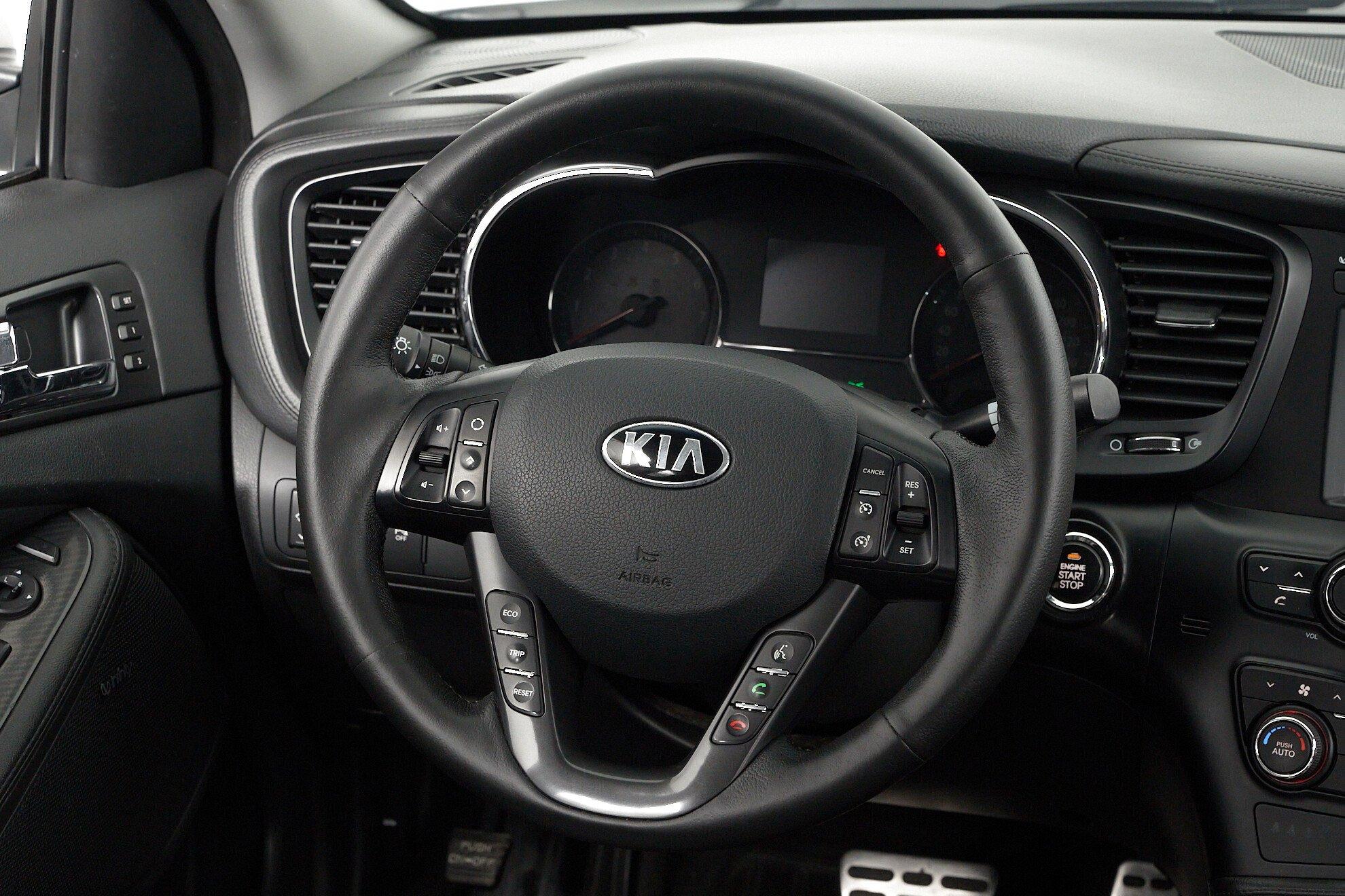Kia Optima 2012, белый