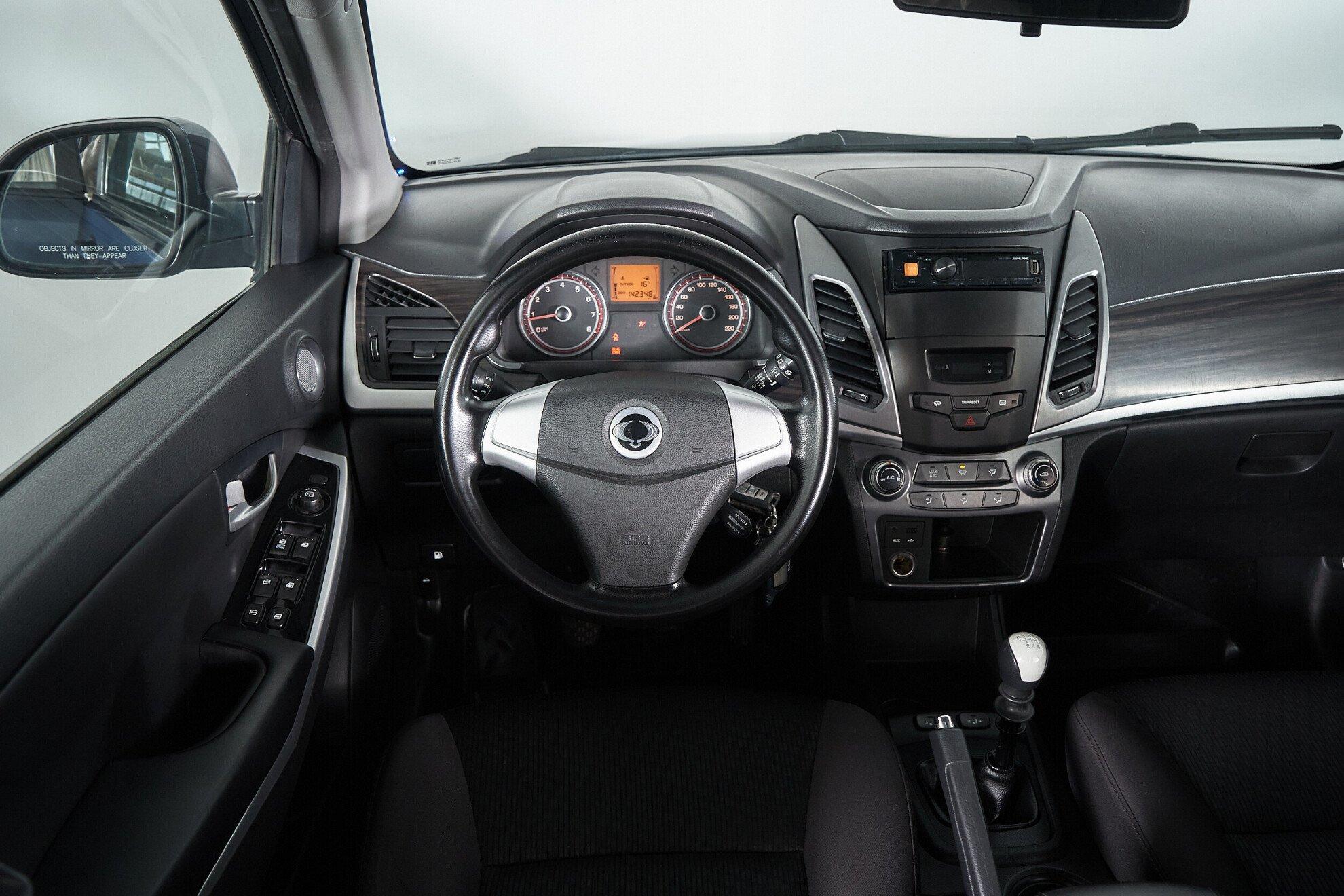 SsangYong Actyon 2013, синий