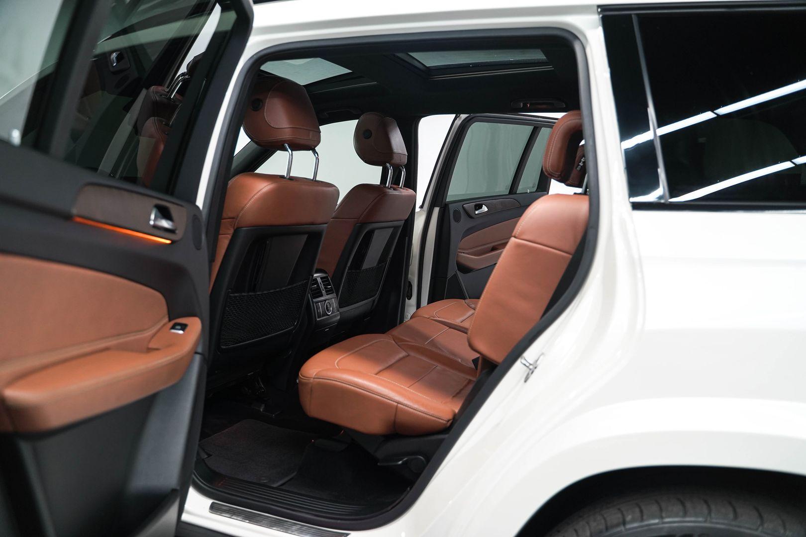 Mercedes-Benz GLS 2016, белый