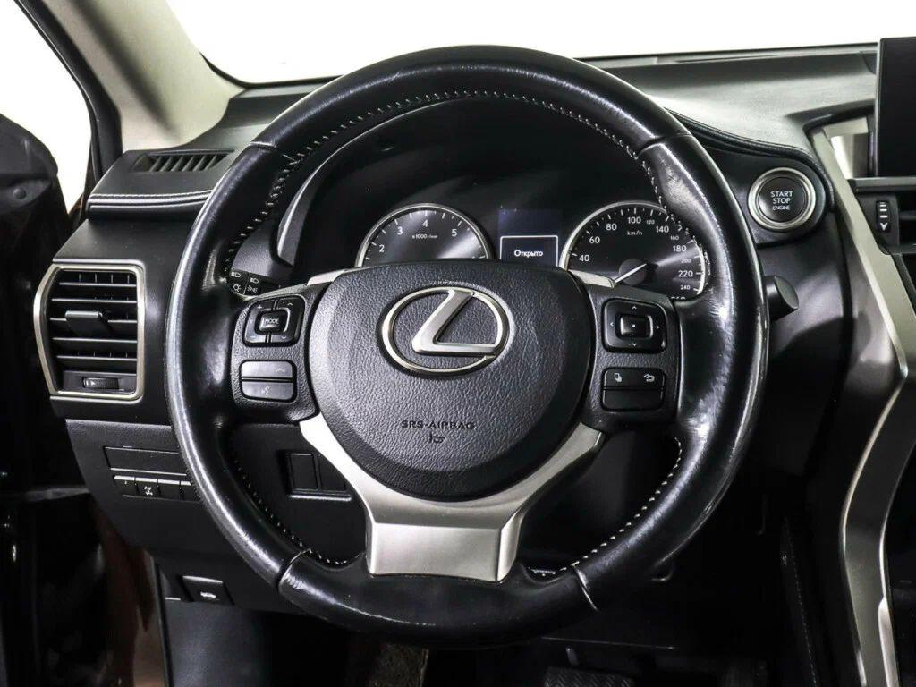 Lexus NX 2017, коричневый