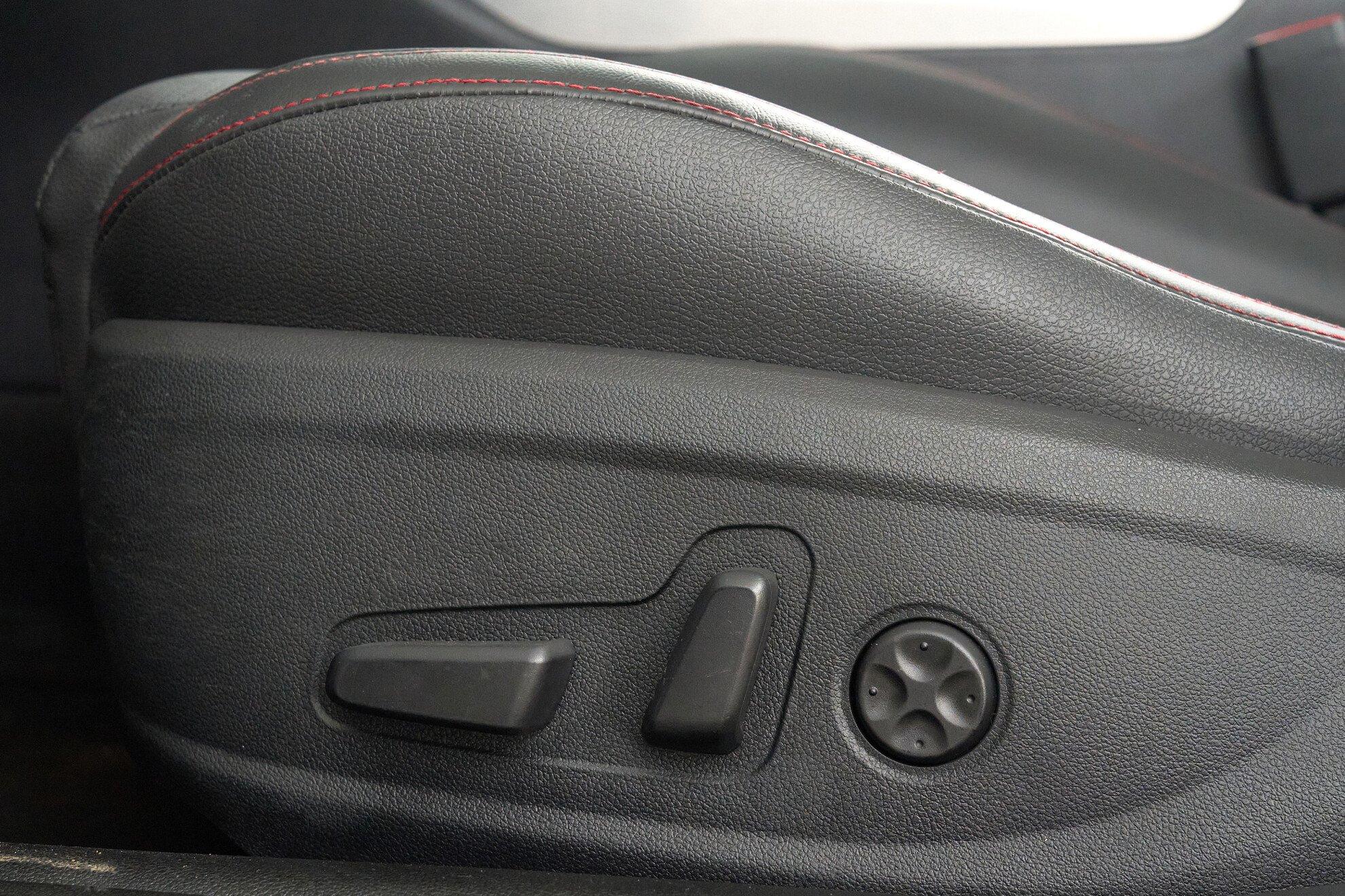 Kia Optima 2016, белый
