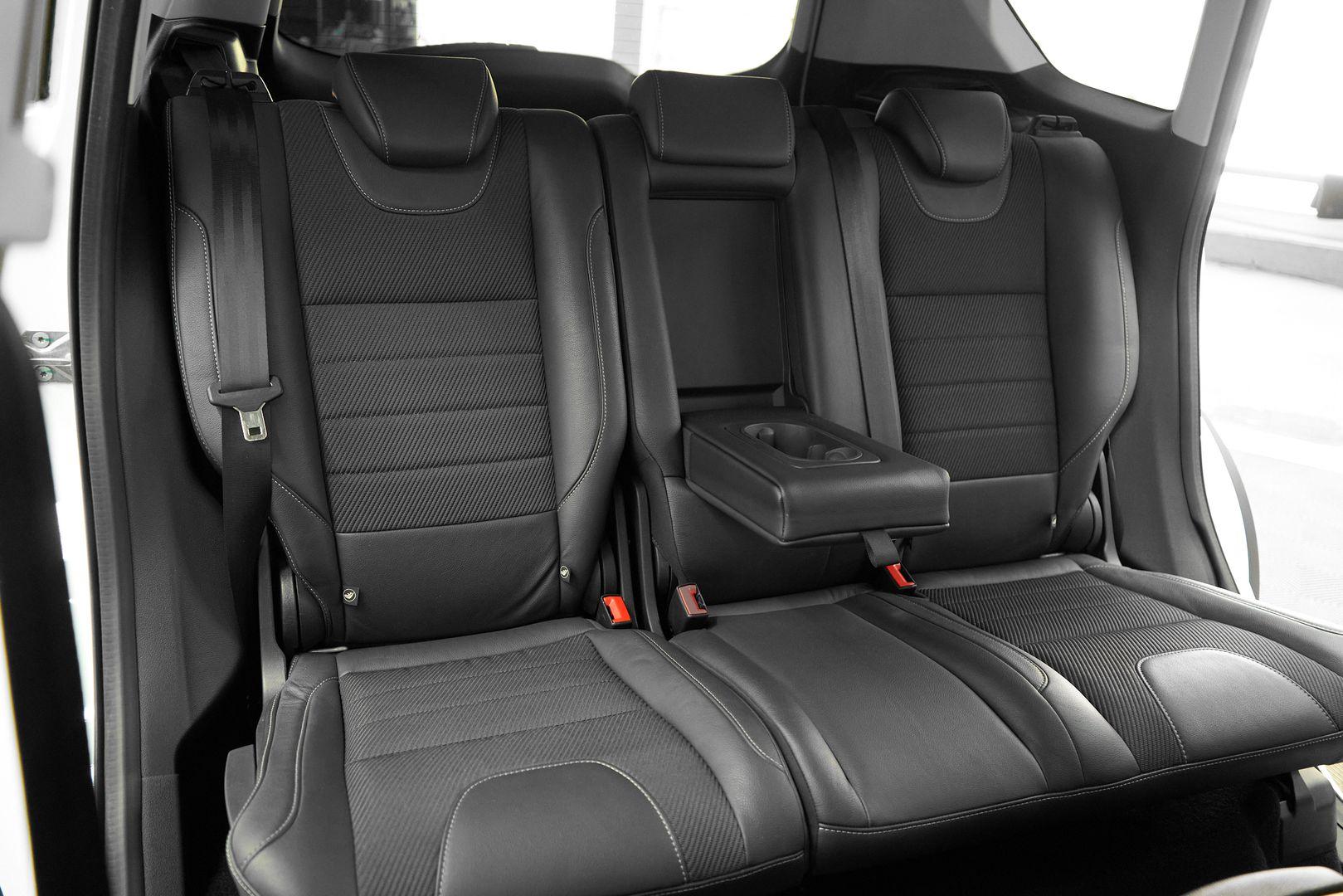 Ford Kuga 2015, белый