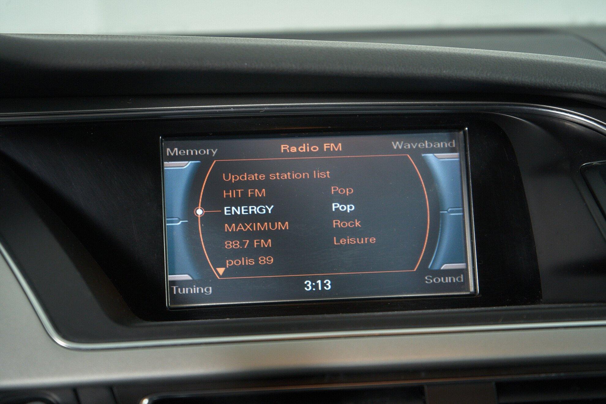 Audi A5 2011, белый