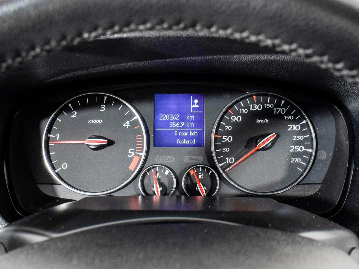 Renault Laguna 2012, белый