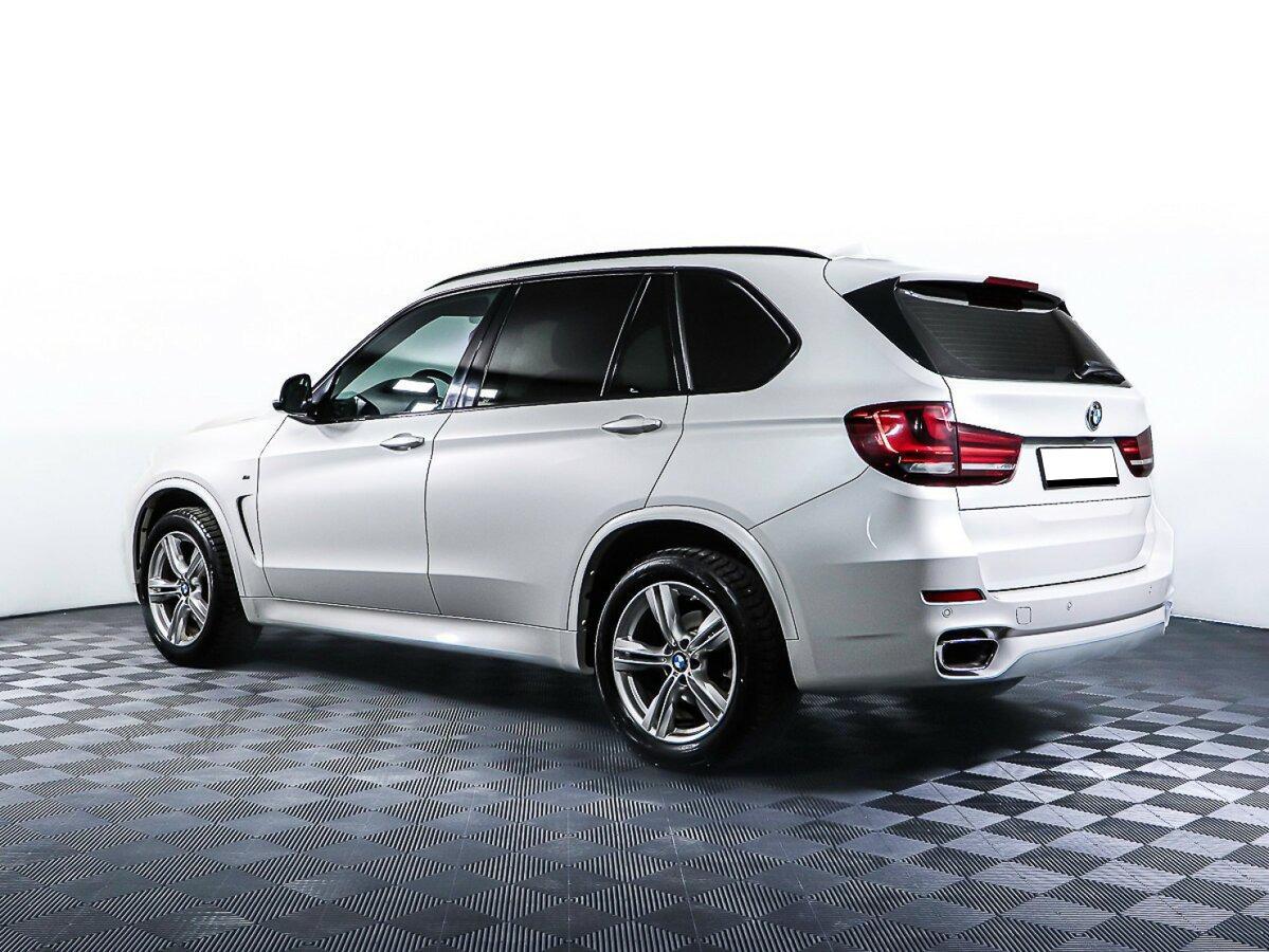 BMW X5 2018, белый