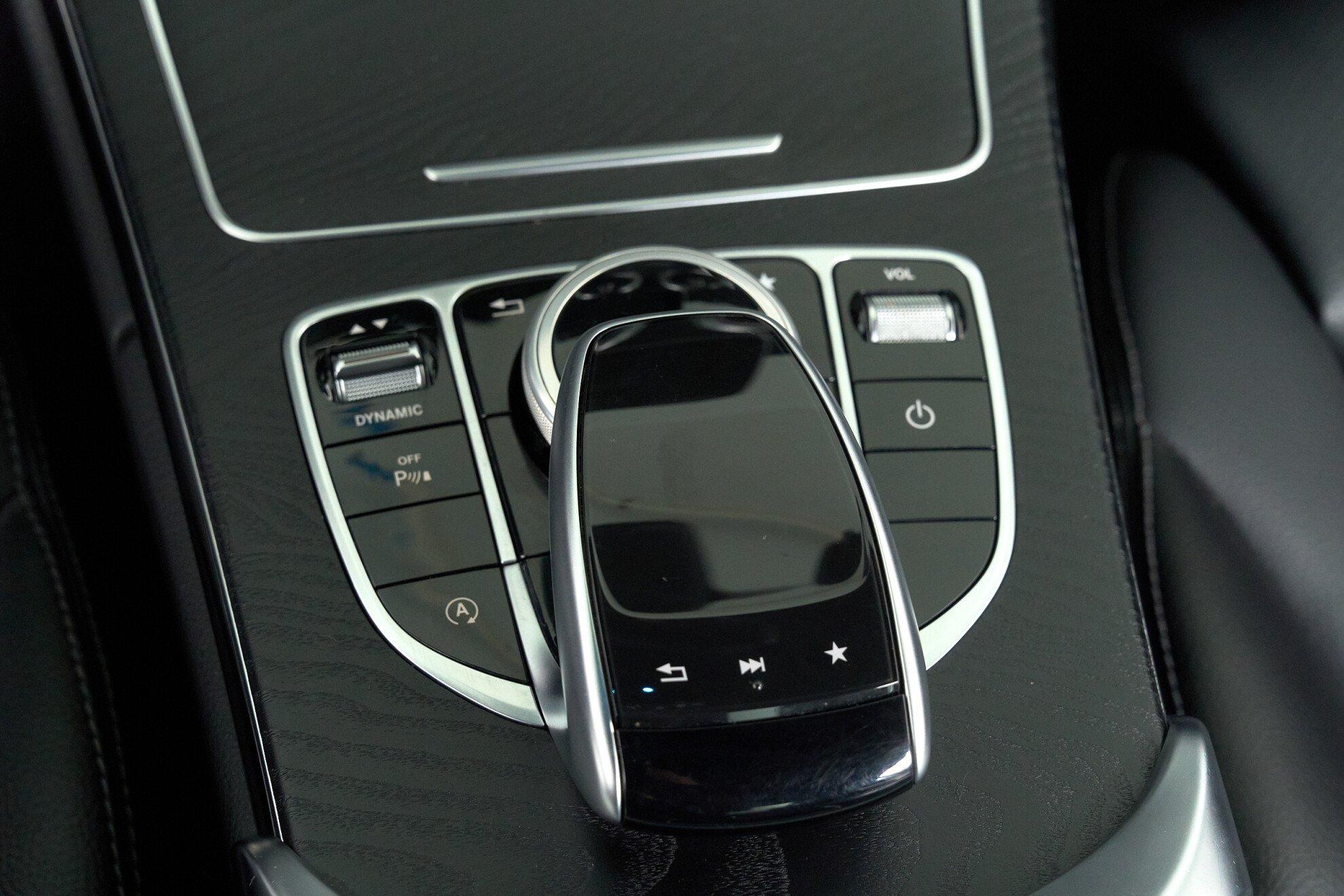Mercedes-Benz C-Класс 2017, синий