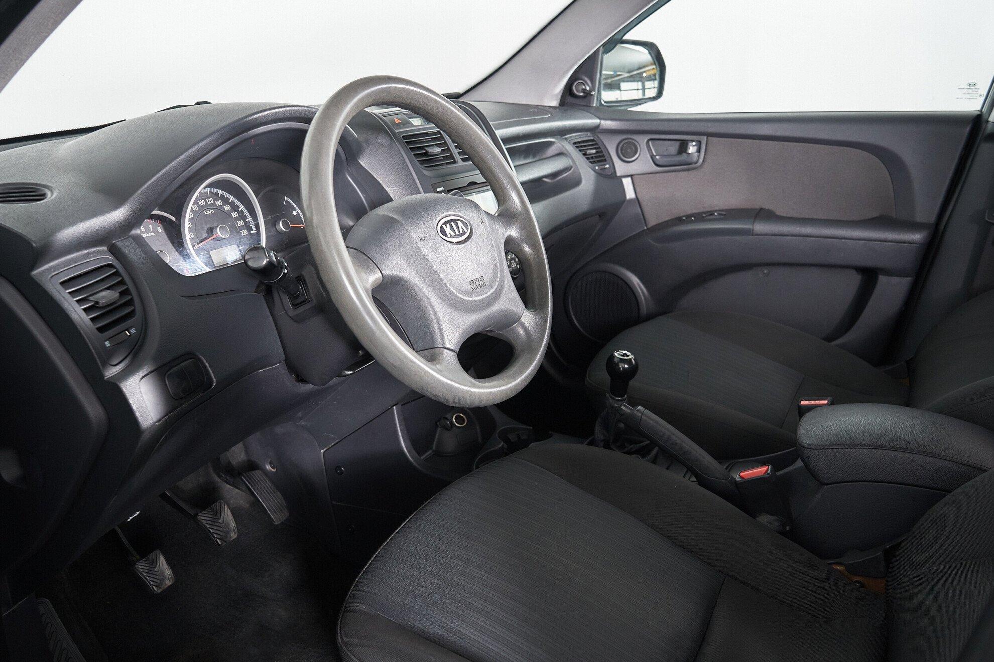 Kia Sportage 2010, серый