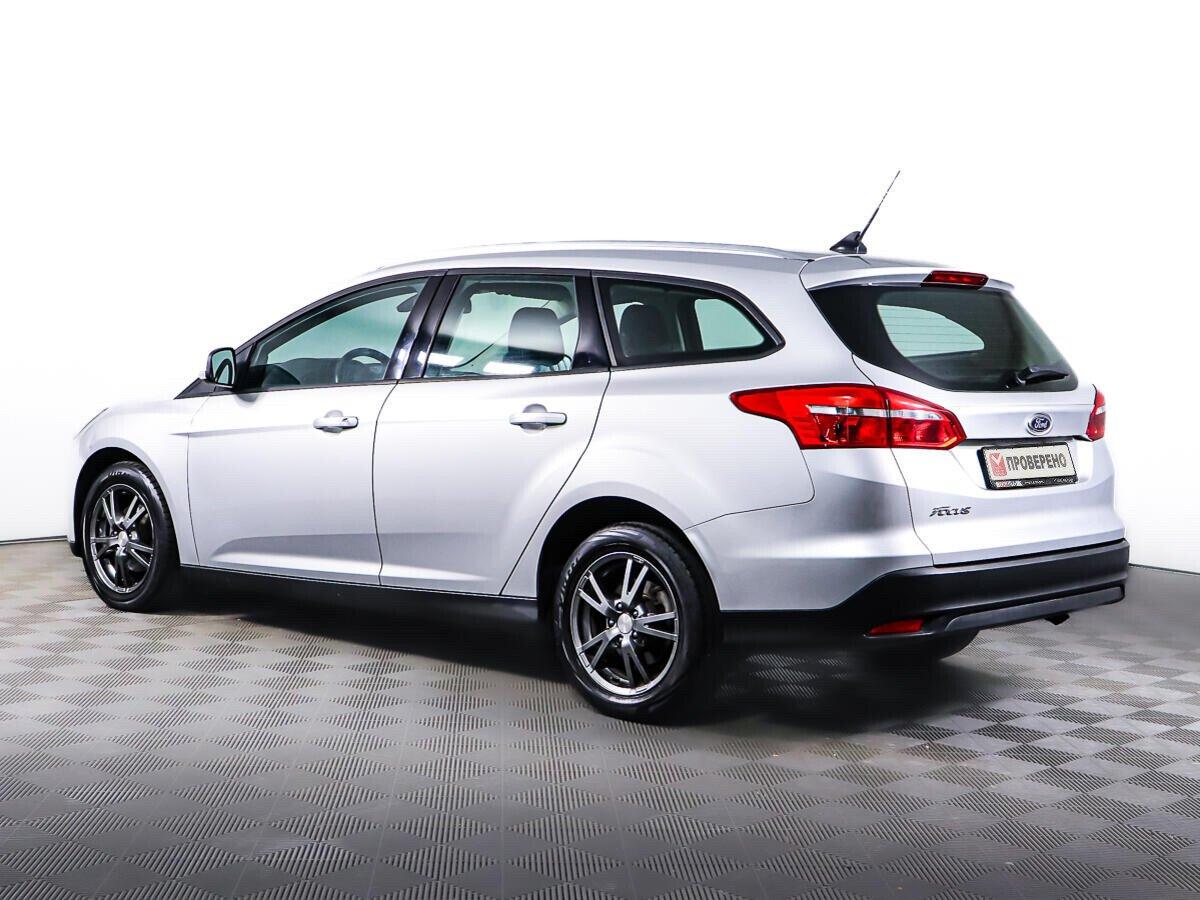 Ford Focus 2018, серебряный
