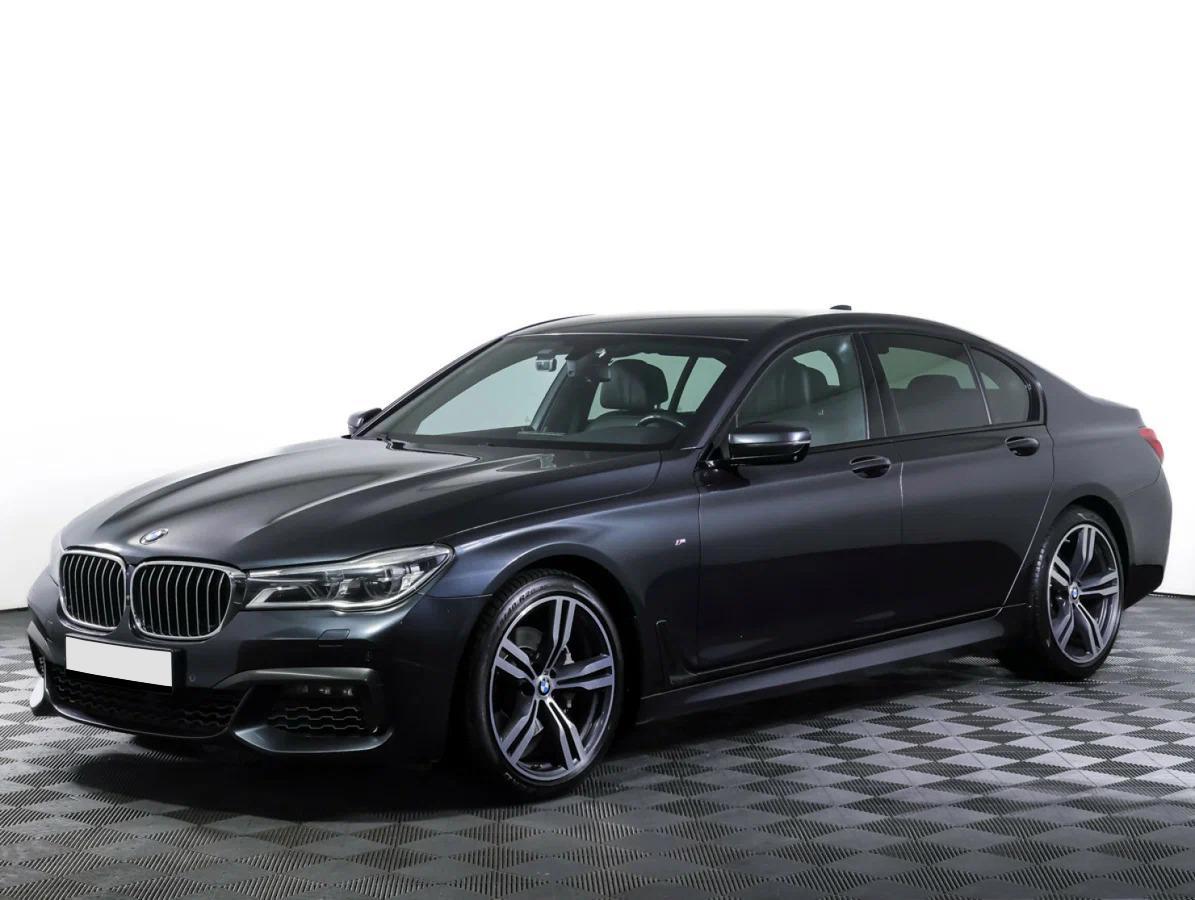 BMW 7 серии 2018, серый