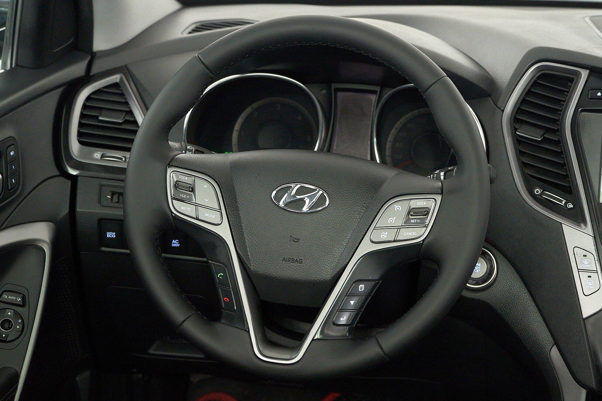 Hyundai Santa Fe 2014, серый