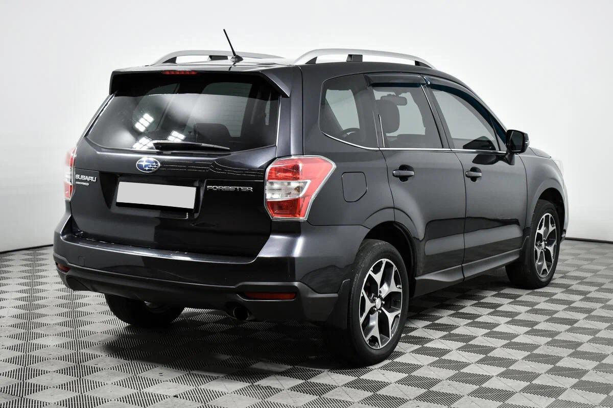 Subaru Forester 2015, серый