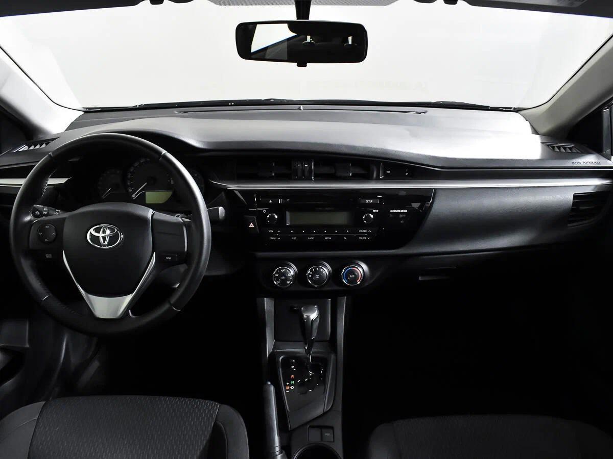 Toyota Corolla 2014, серый