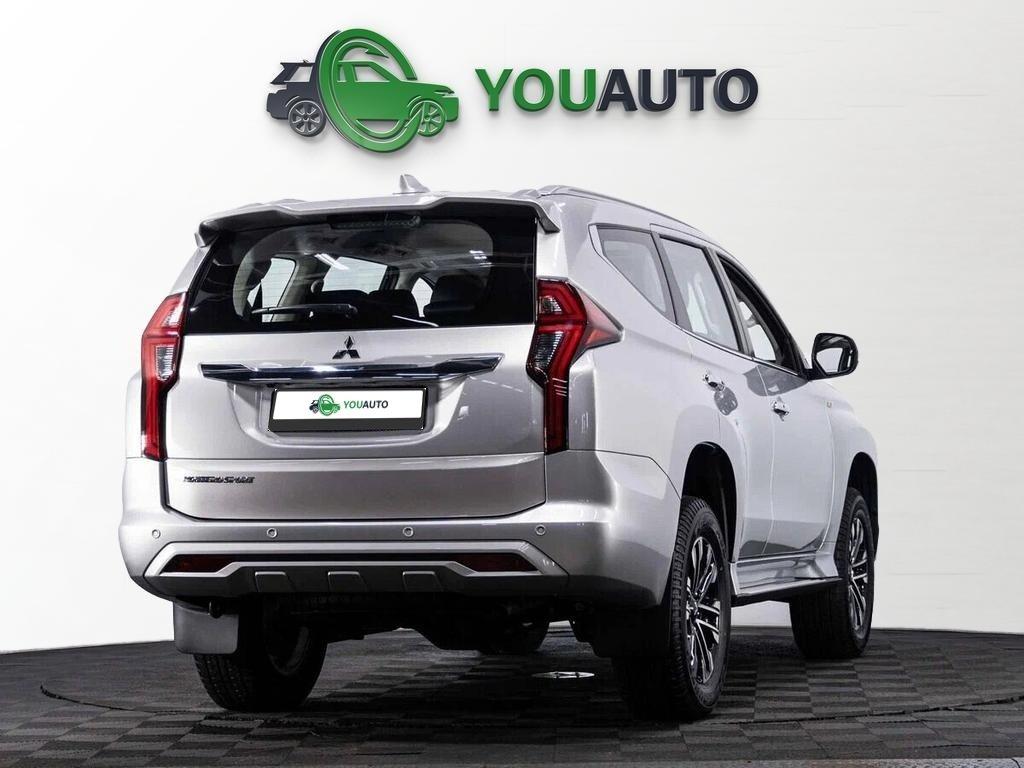 Mitsubishi Montero Sport 2022, серебряный