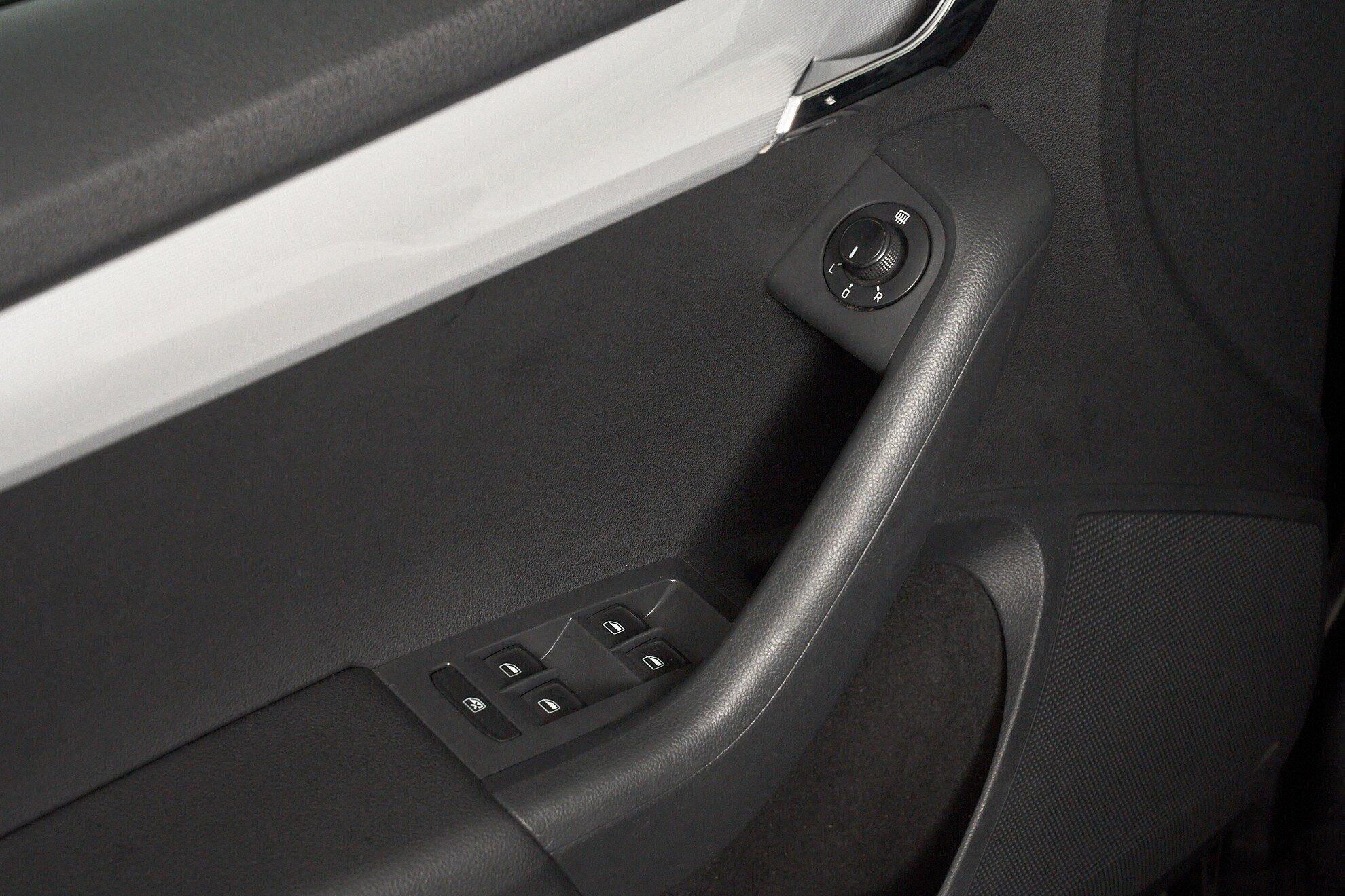 Skoda Octavia 2014, черный
