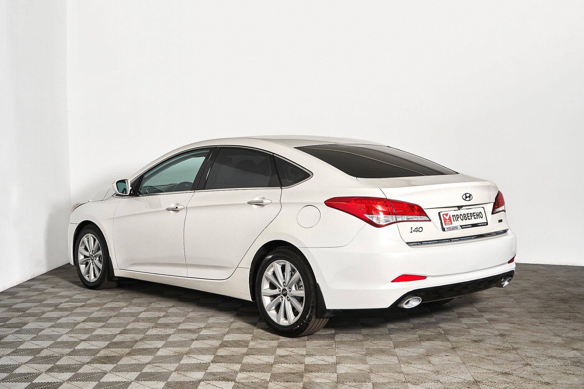 Hyundai i40 2013, белый