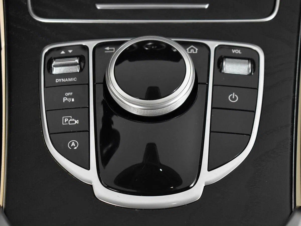Mercedes-Benz C-Класс 2019, синий