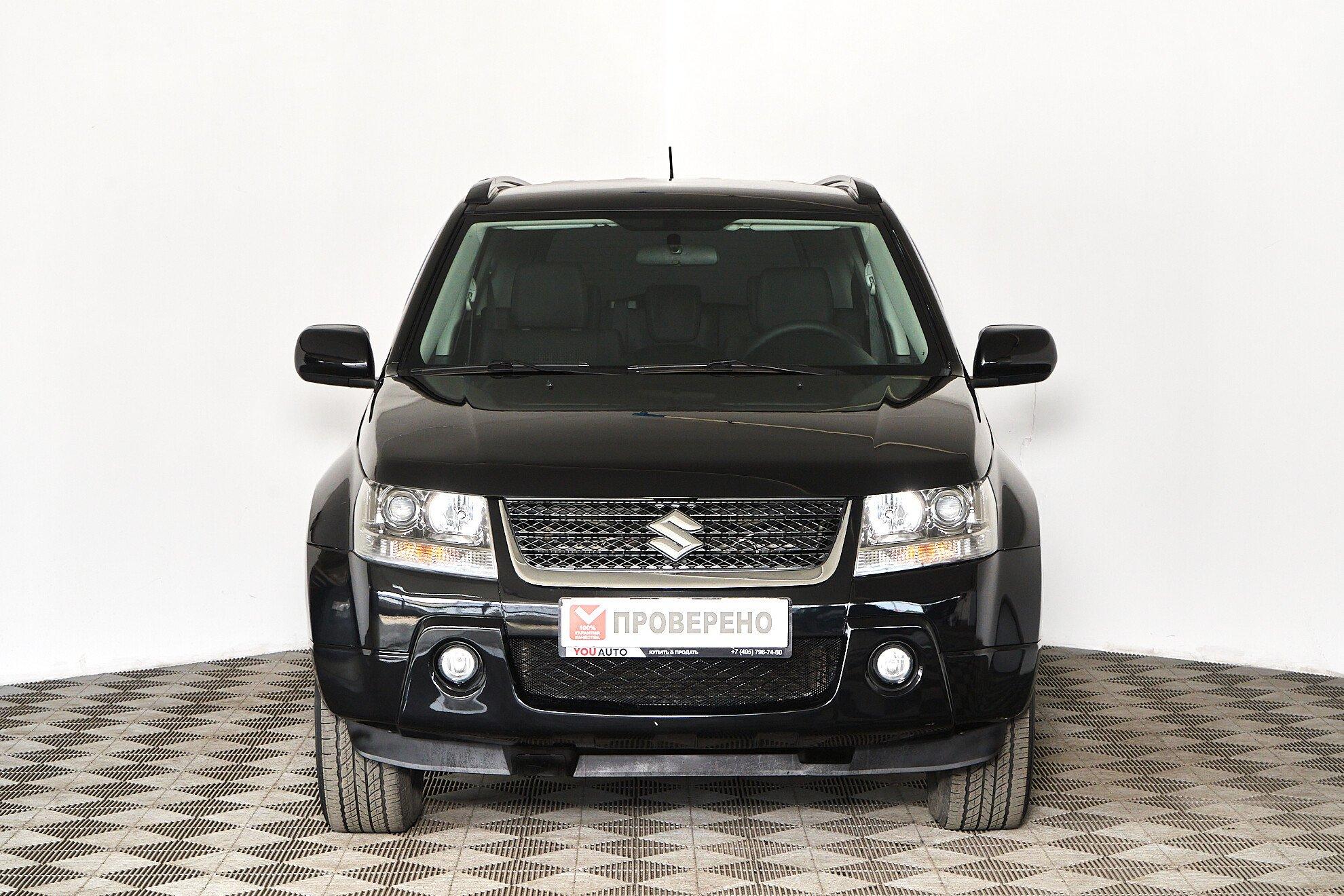 Suzuki Grand Vitara 2011, черный