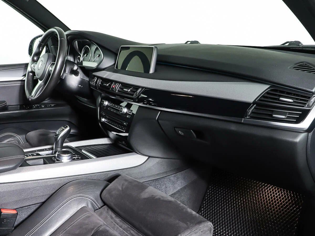 BMW X5 2018, черный