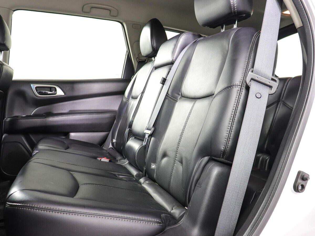 Nissan Pathfinder 2014, серый