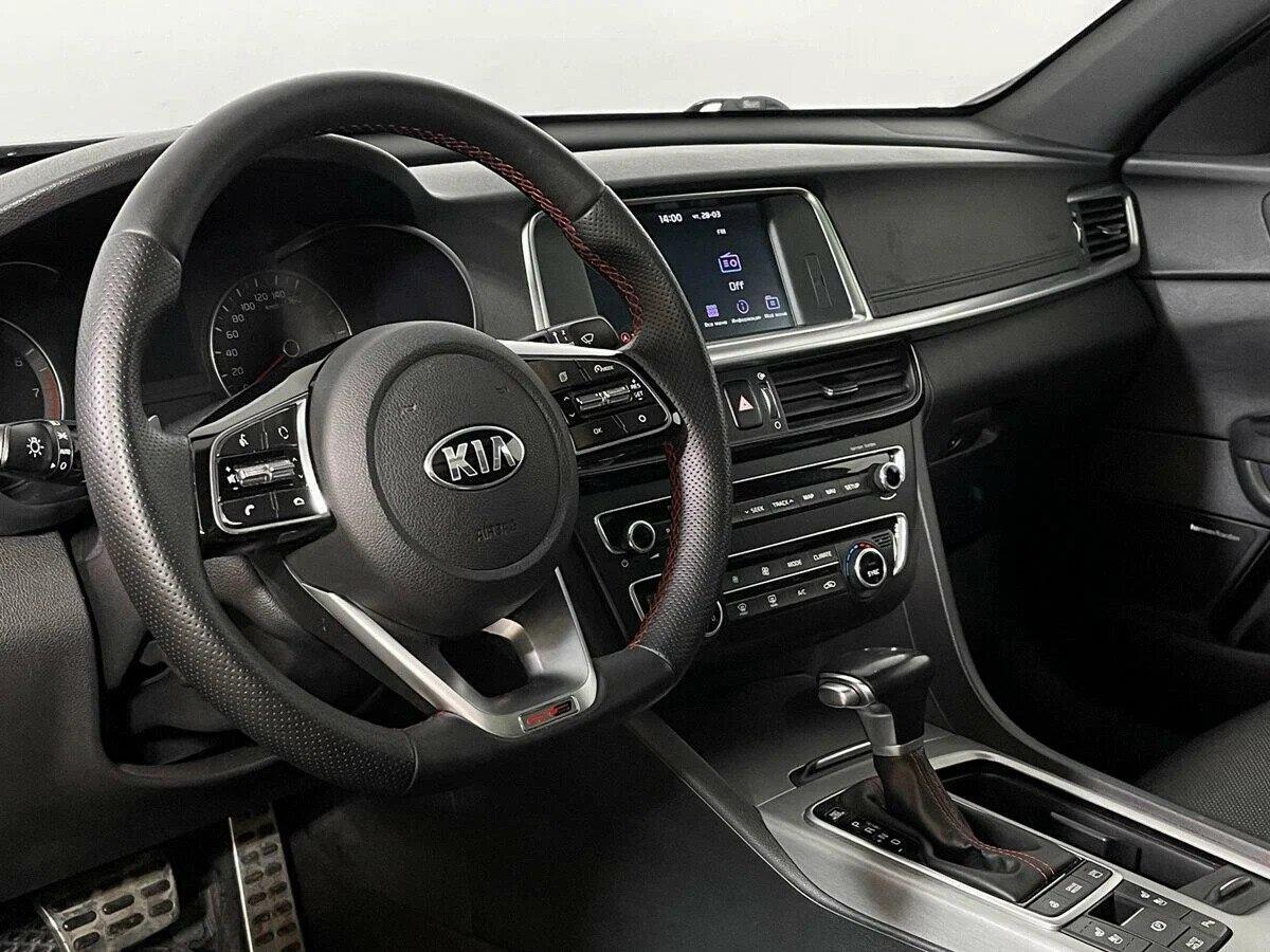 Kia Optima 2019, черный