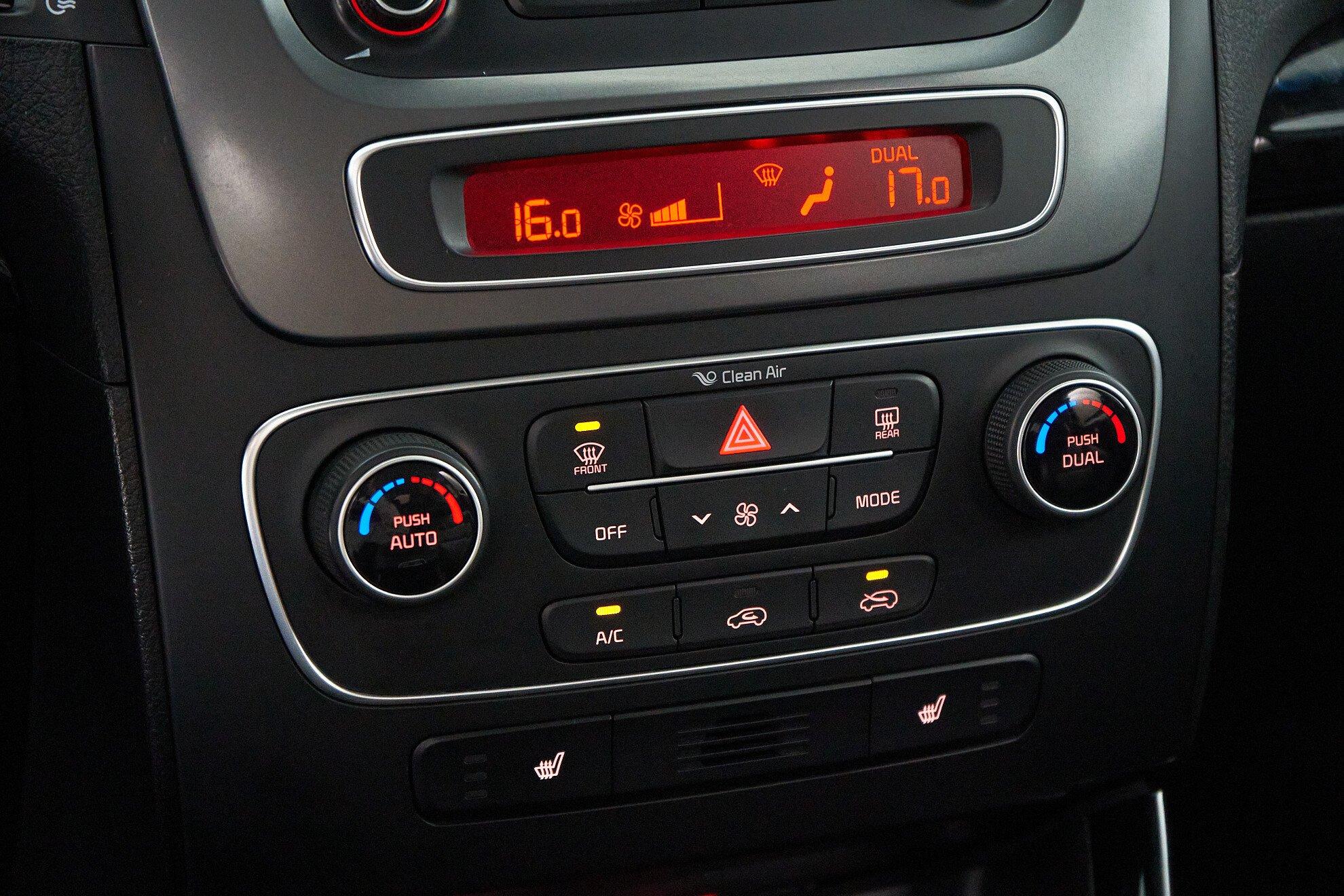 Kia Sorento 2019, серый