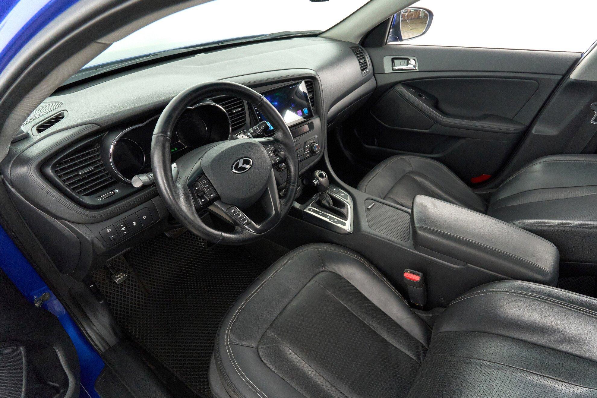 Kia Optima 2011, голубой