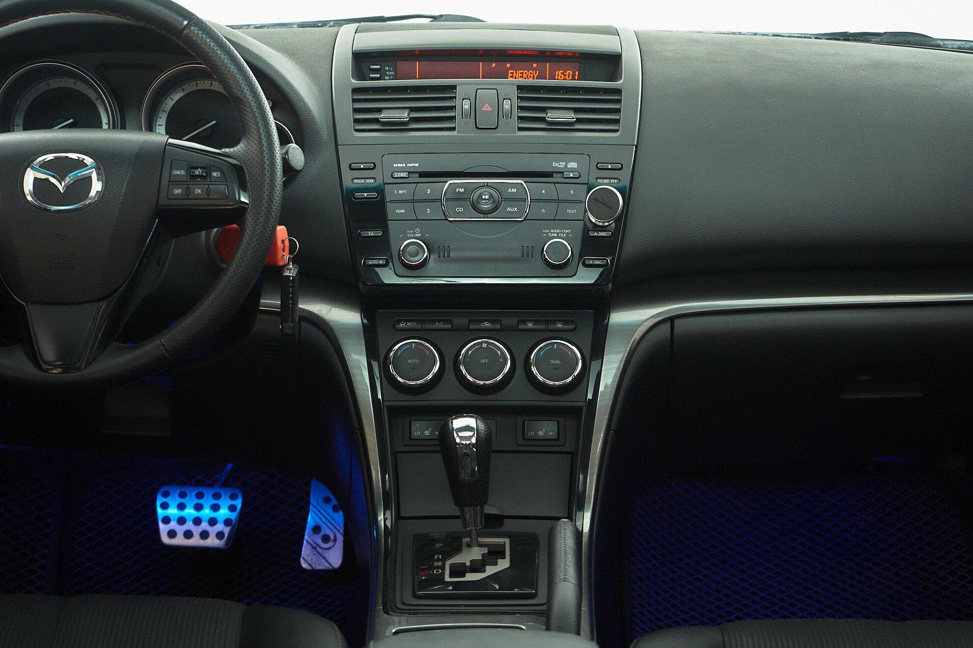 Mazda 6 2011, черный