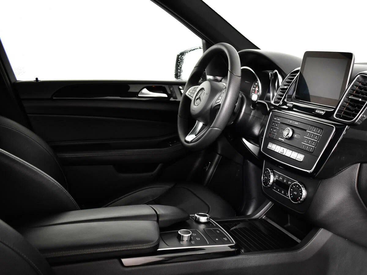Mercedes-Benz GLE 2017, черный