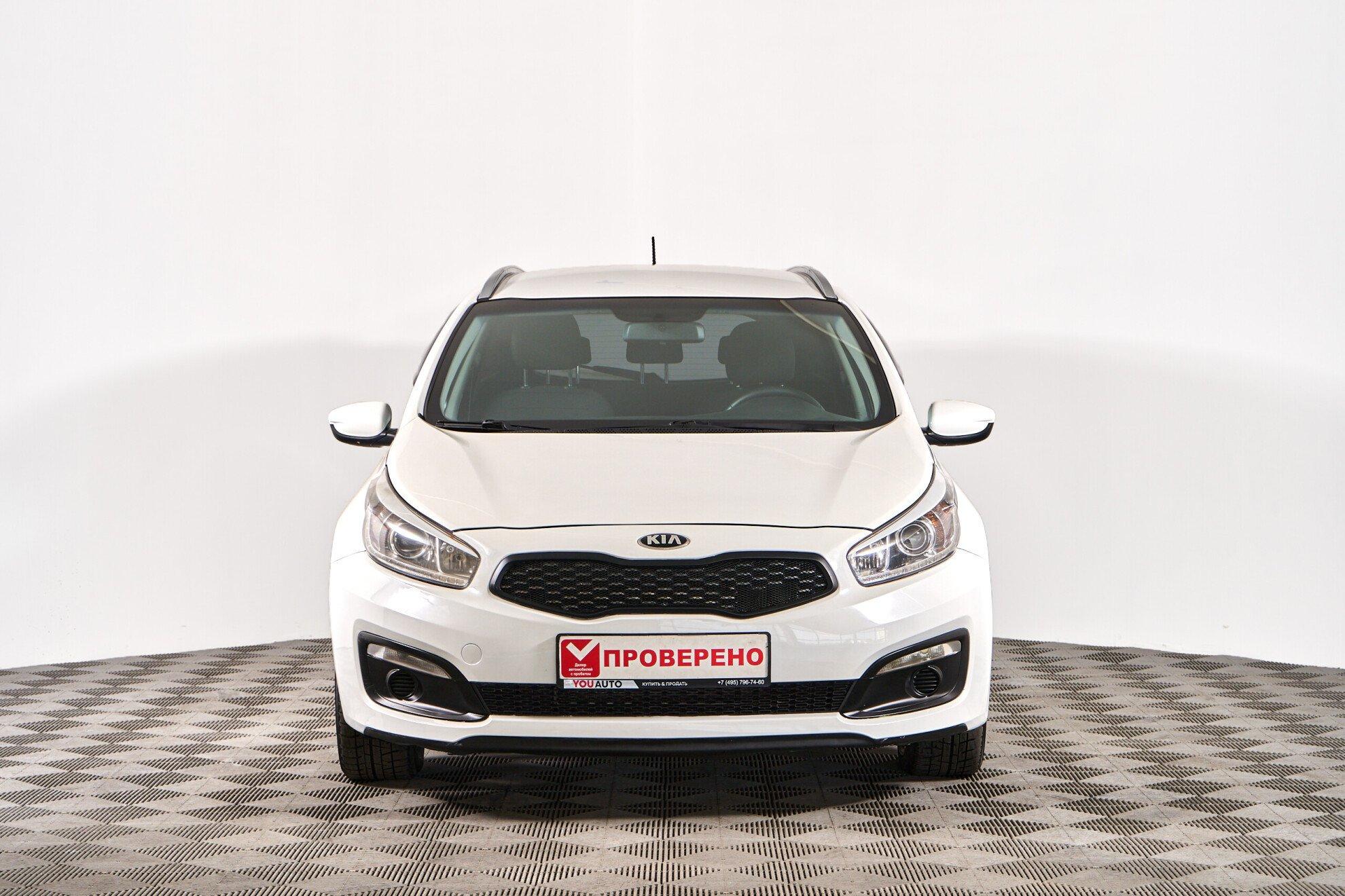 Kia Ceed 2017, белый