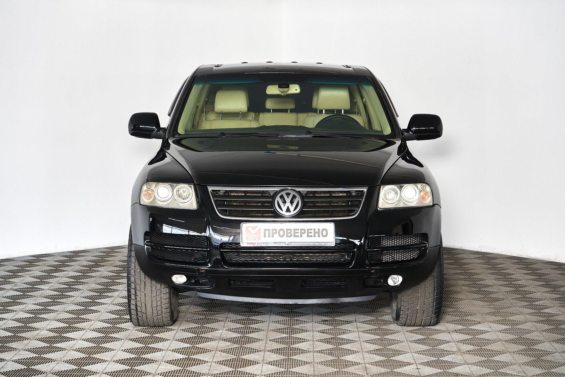 Volkswagen Touareg 2006, черный